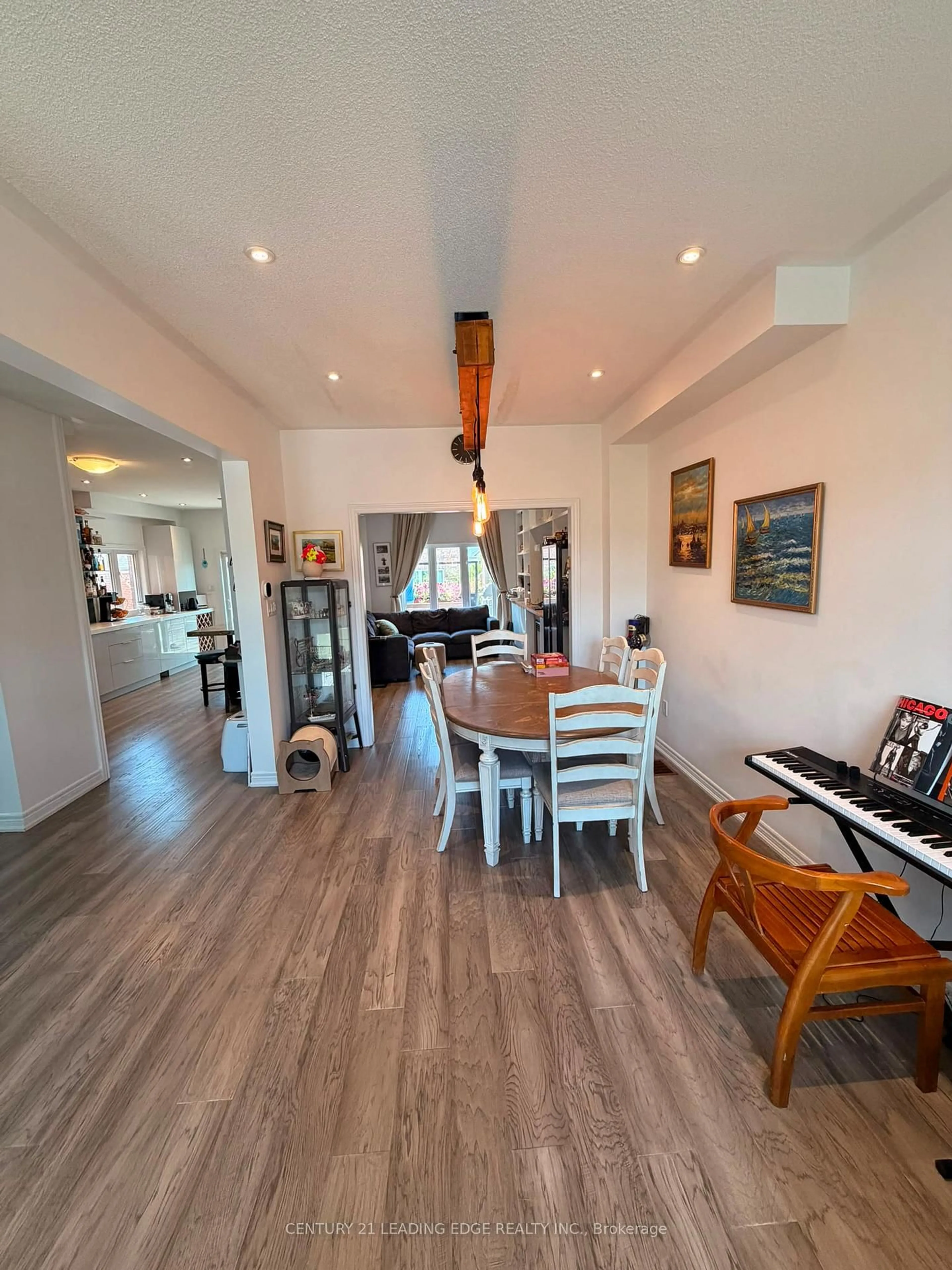 Dining room, wood/laminate floor for 28 Asner Ave, Vaughan Ontario L6A 0W6