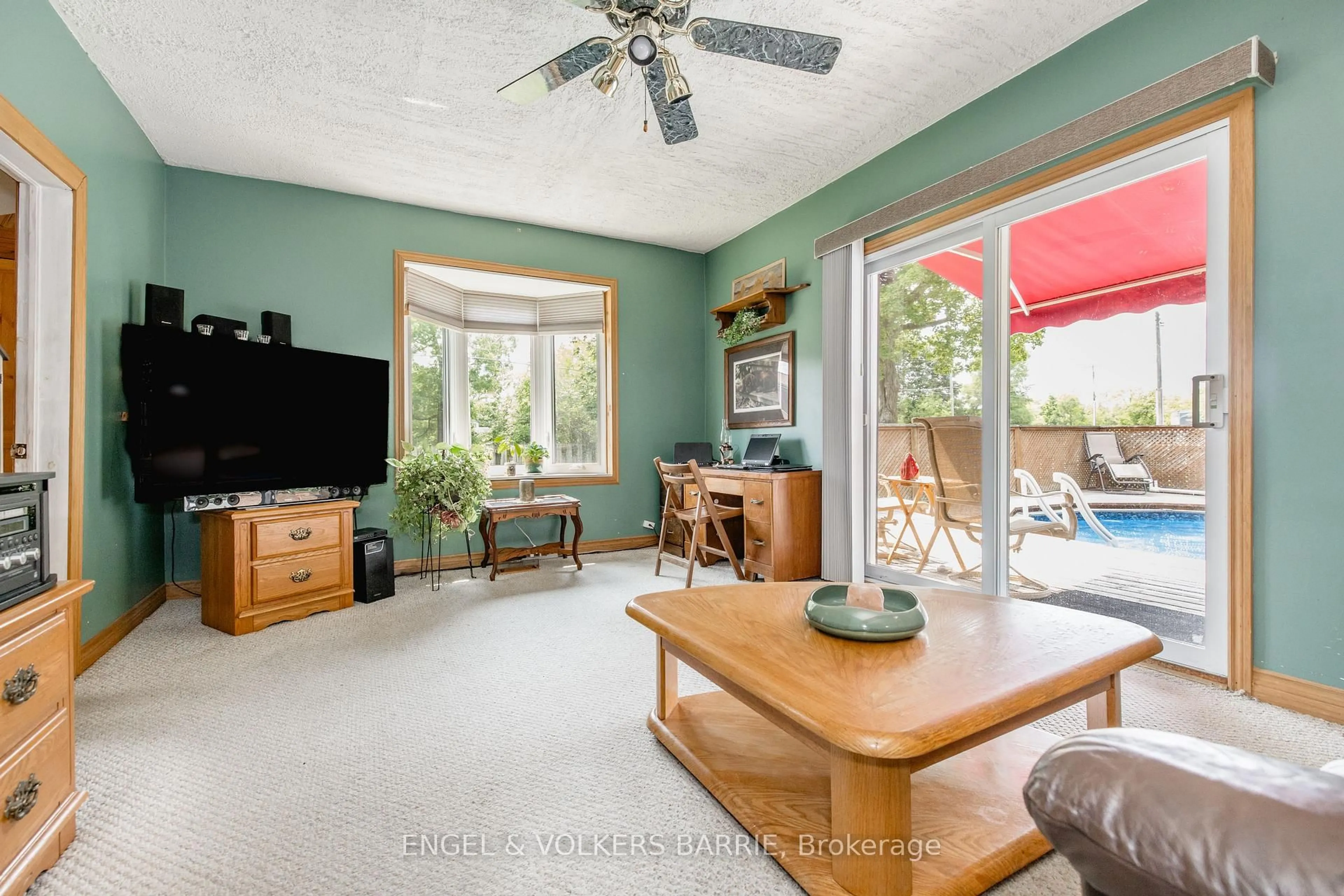 Living room with furniture, unknown for 99 King St, Essa Ontario L0M 1B0