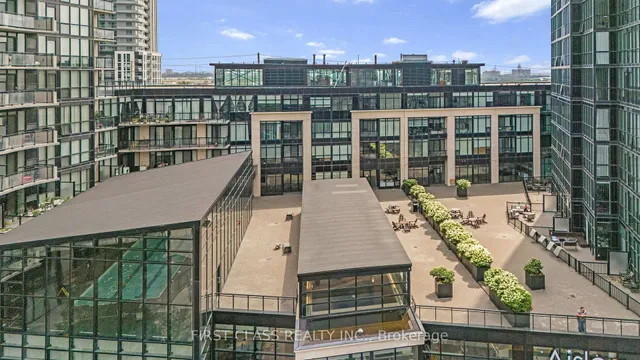 2910 Highway 7 #1804, Vaughan 5