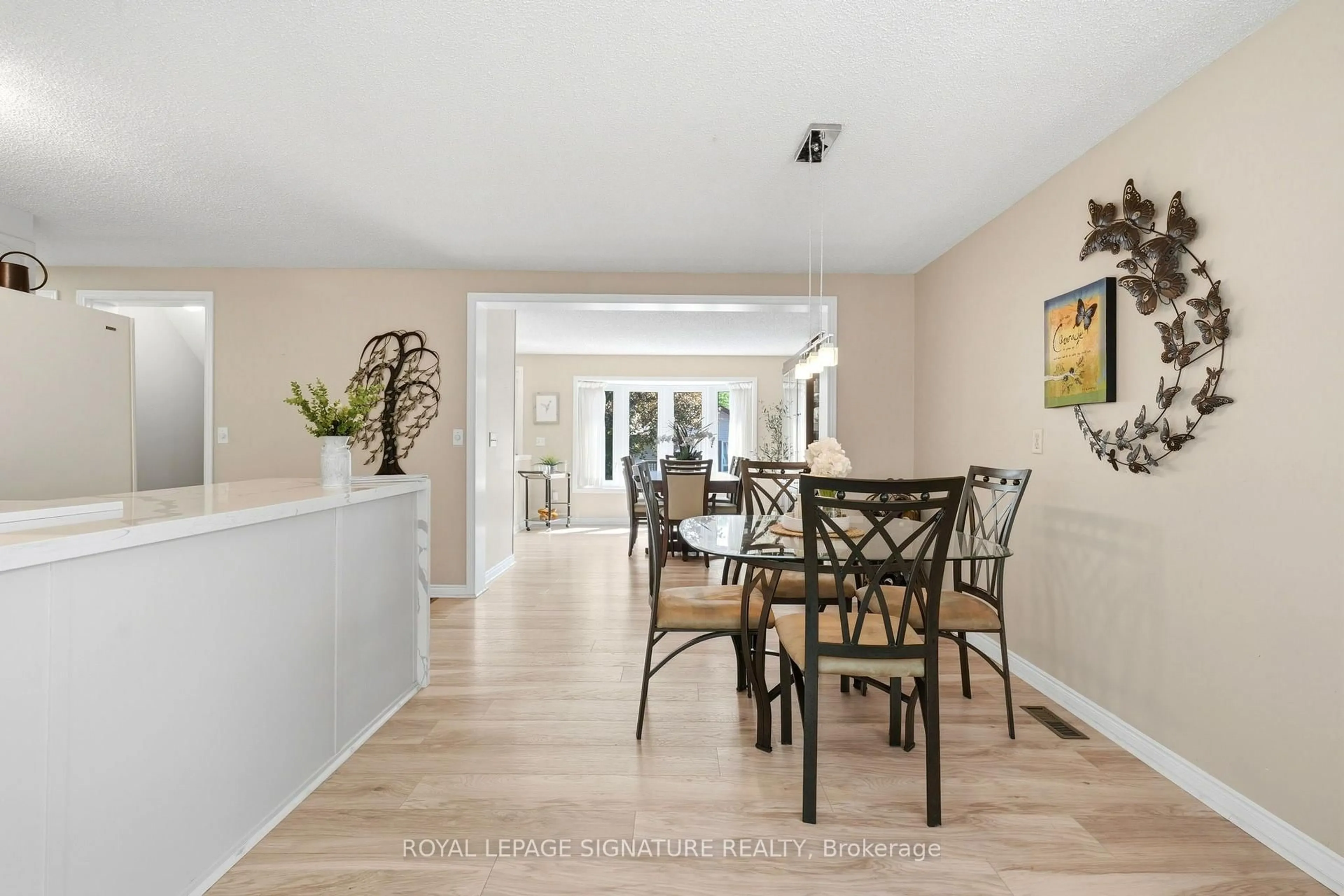 Unknown for 292 Jeff Smith Crt, Newmarket Ontario L3Y 8C5