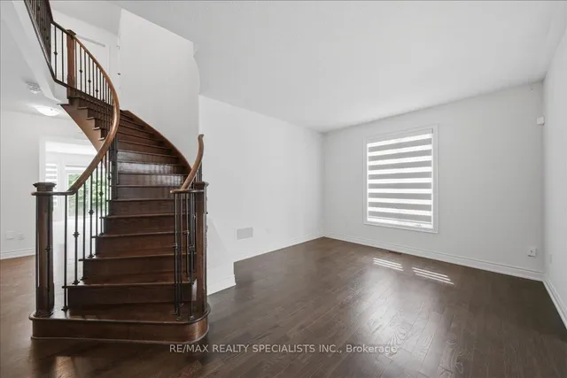 281 Blue Dasher Blvd, Bradford West Gwillimbury 5
