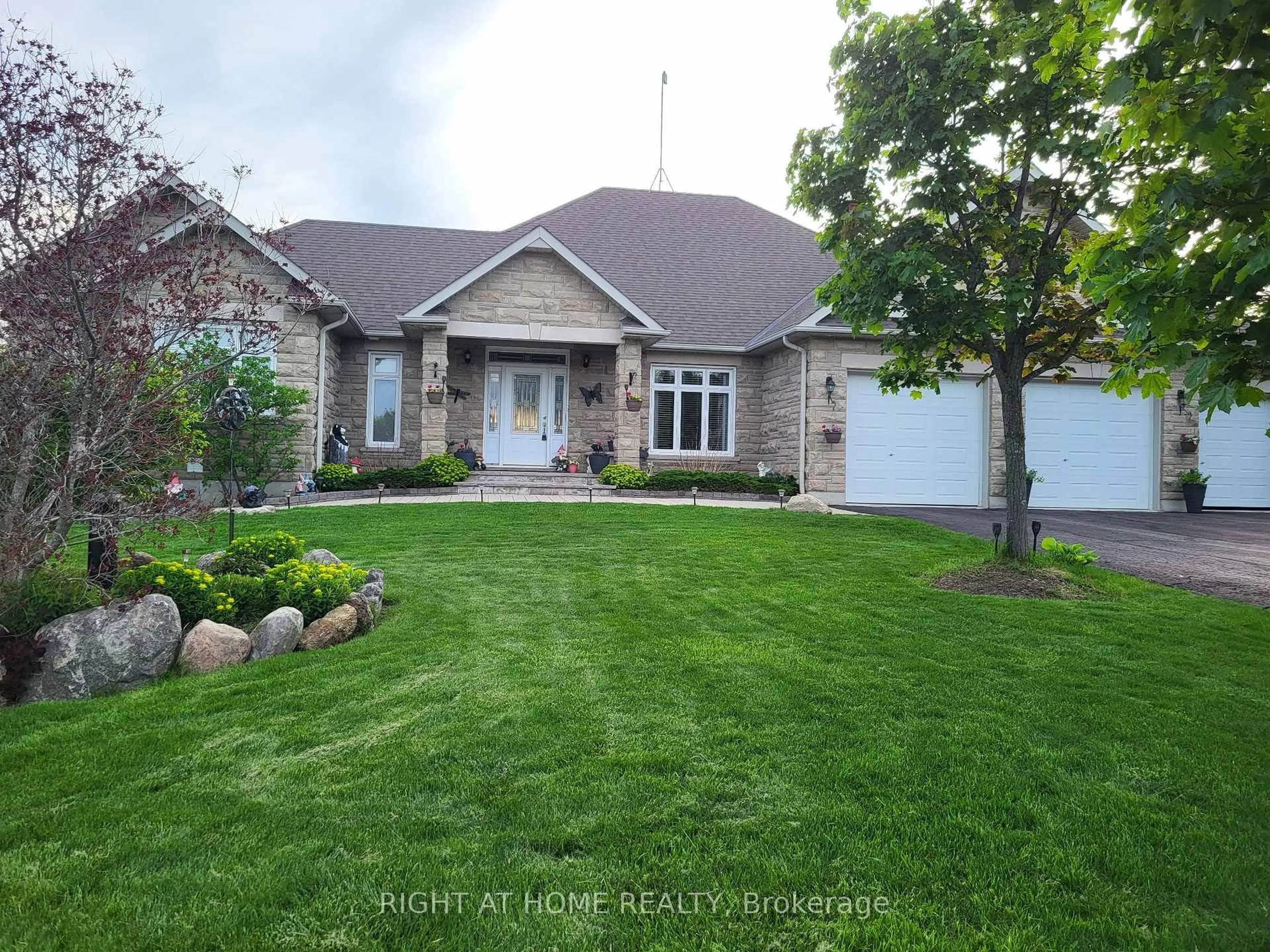 Unknown for 10 Brolley Cres, Essa Ontario L0L 2N2