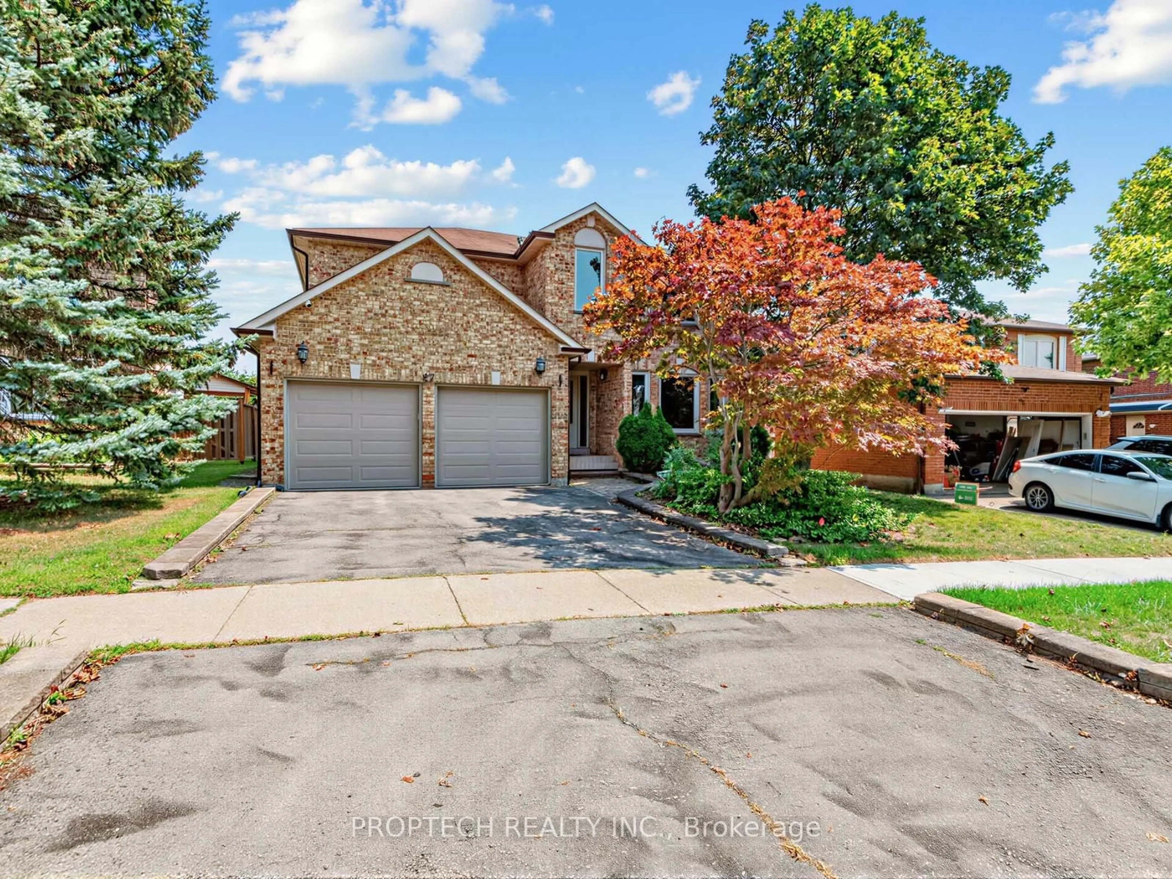 Home with brick exterior material, street for 47 Topham Cres, Richmond Hill Ontario L4C 9H1