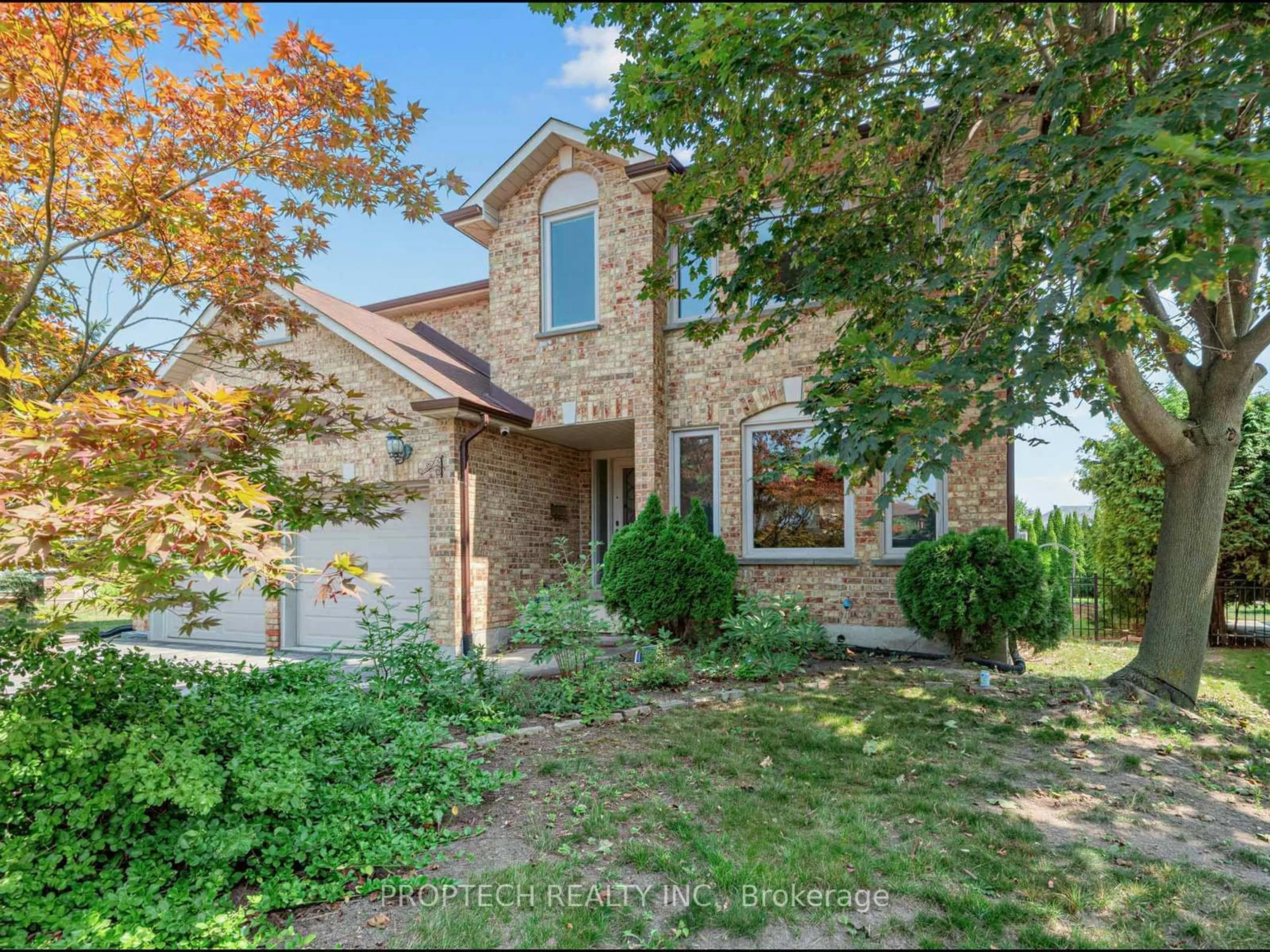 Home with brick exterior material, street for 47 Topham Cres, Richmond Hill Ontario L4C 9H1