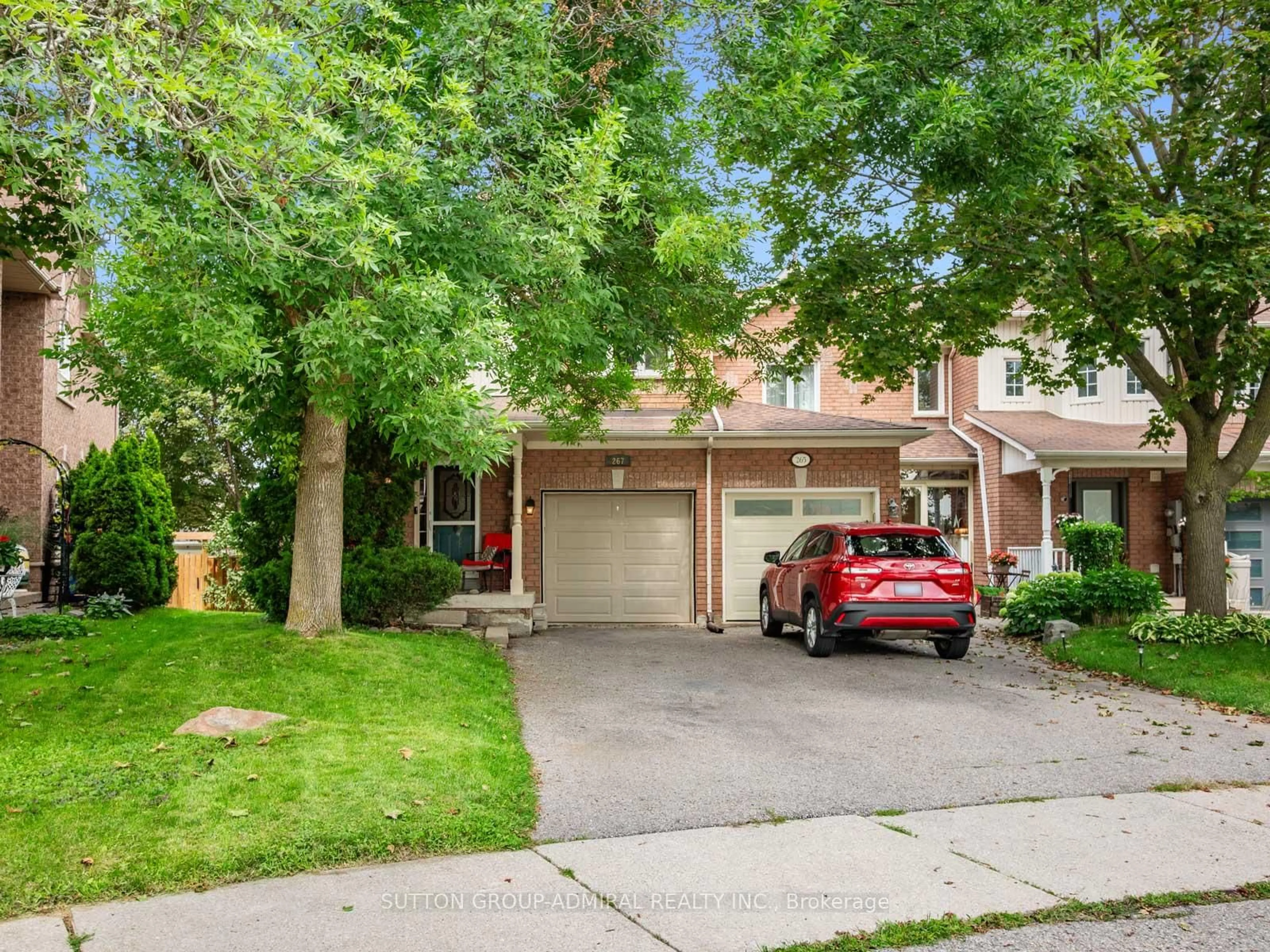 Home with brick exterior material, street for 267 Warner Cres, Newmarket Ontario L3X 2G6