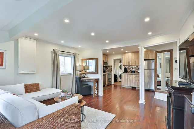 255 Parkway Ave, Georgina 4