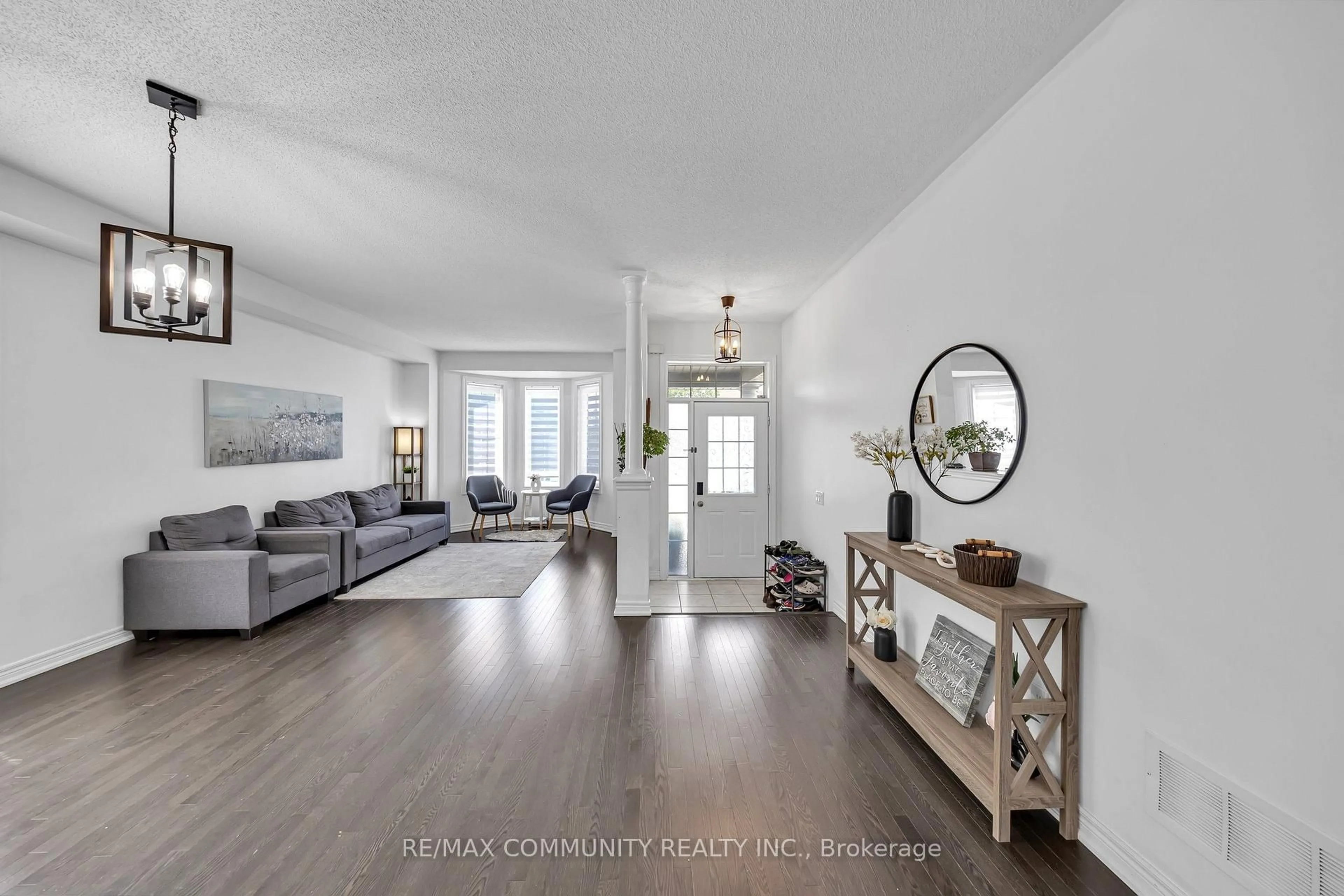 Indoor entryway for 129 Mingay Ave, Markham Ontario L6E 0S6