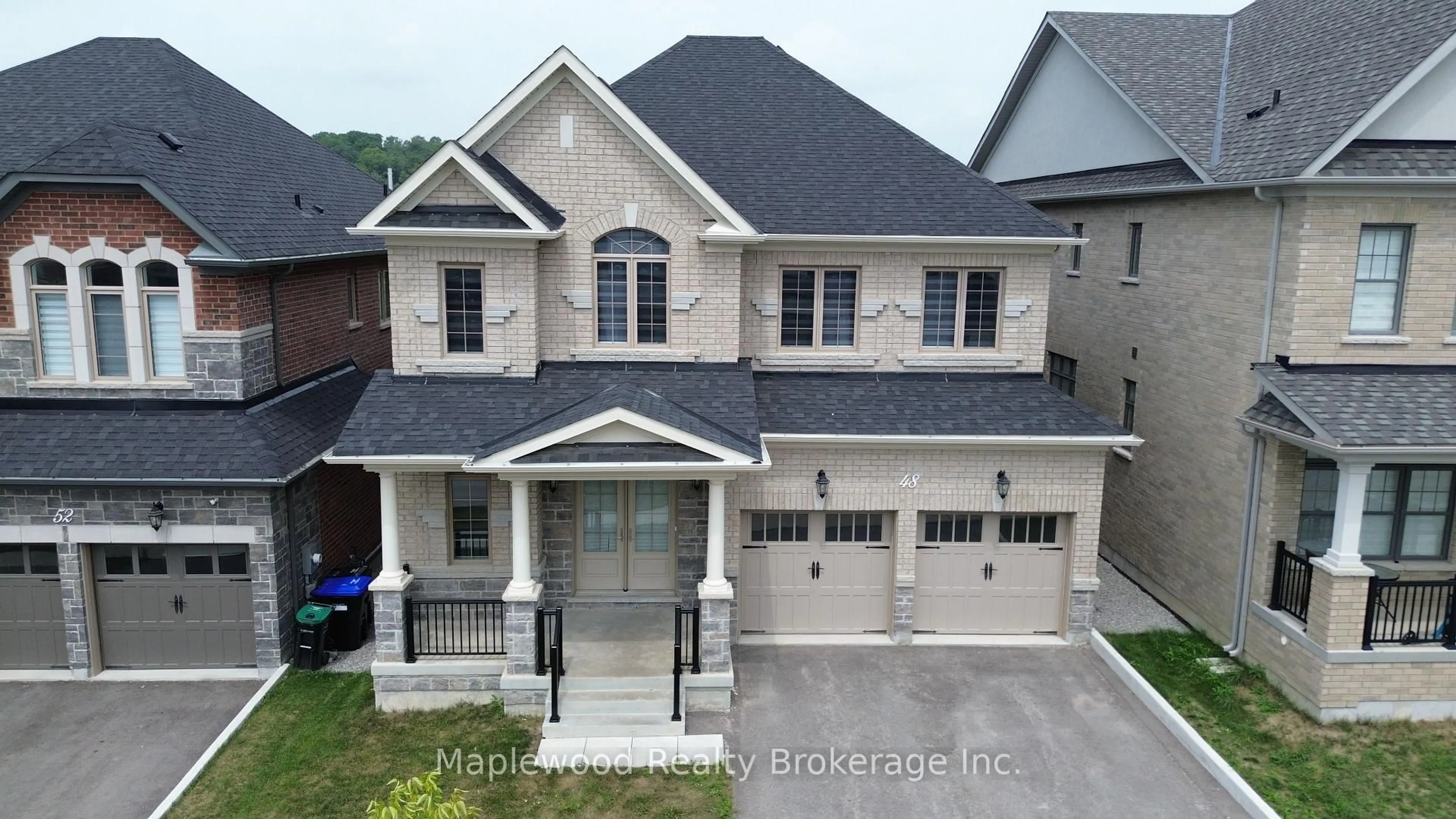 Home with brick exterior material, street for 48 Plank Rd, Bradford West Gwillimbury Ontario L0G 1W0