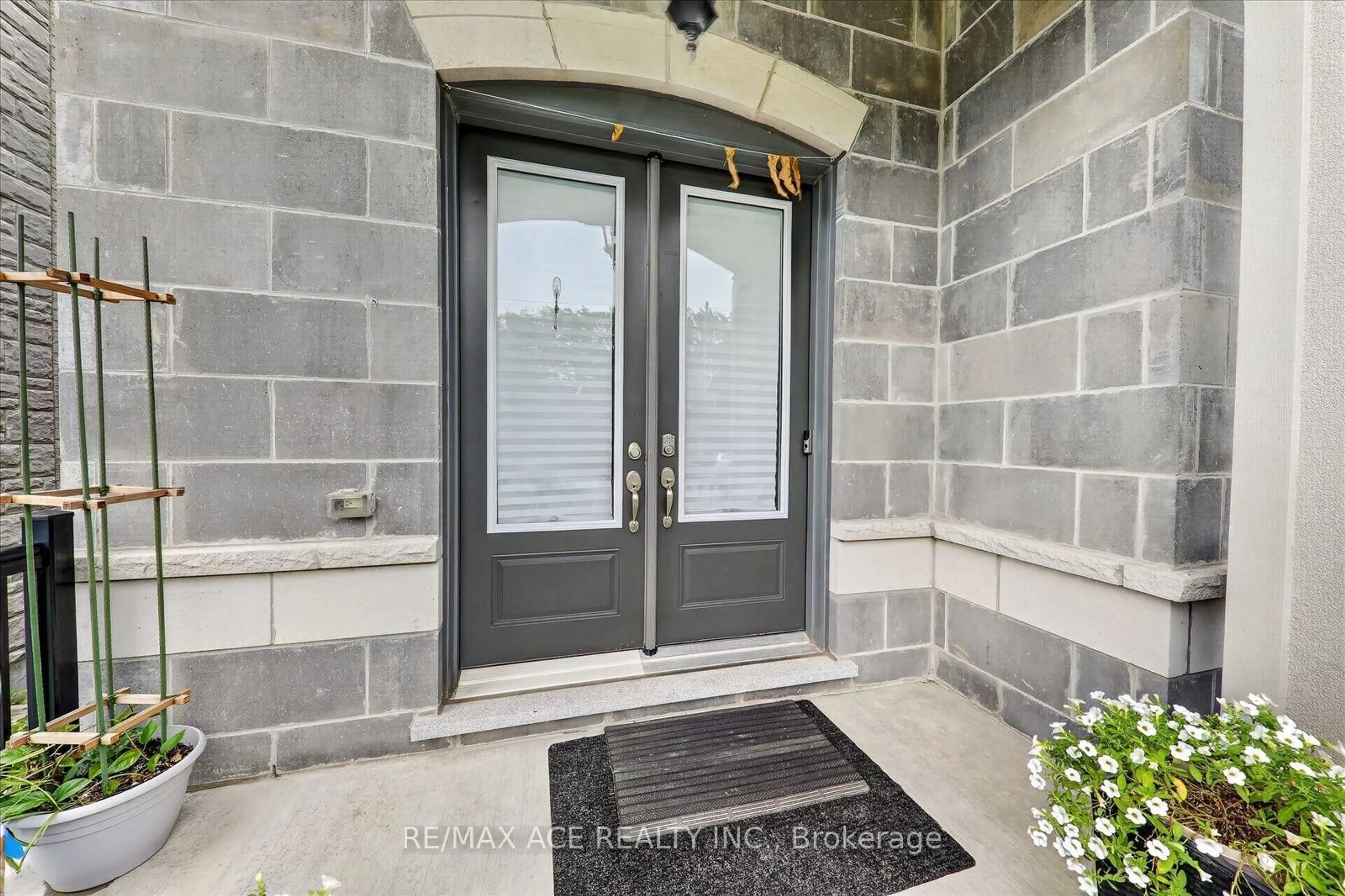 Indoor entryway for 7607 Ninth Line, Markham Ontario L6B 0M1