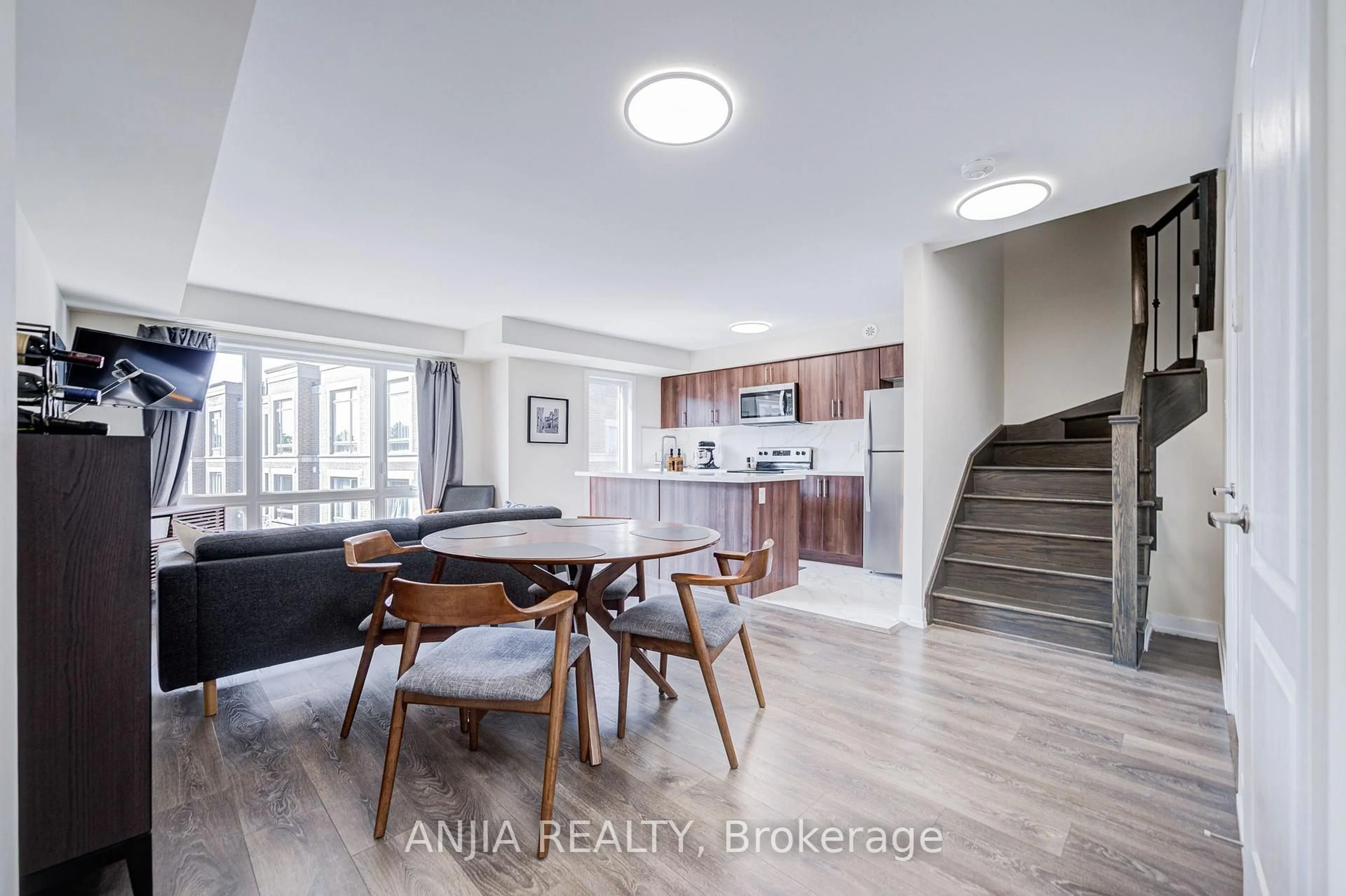 Open concept kitchen, unknown for 10 Westmeath Lane #2210, Markham Ontario L6B 1N5