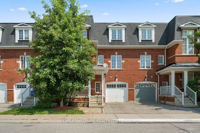 15 Old Colony Rd #24, Richmond Hill