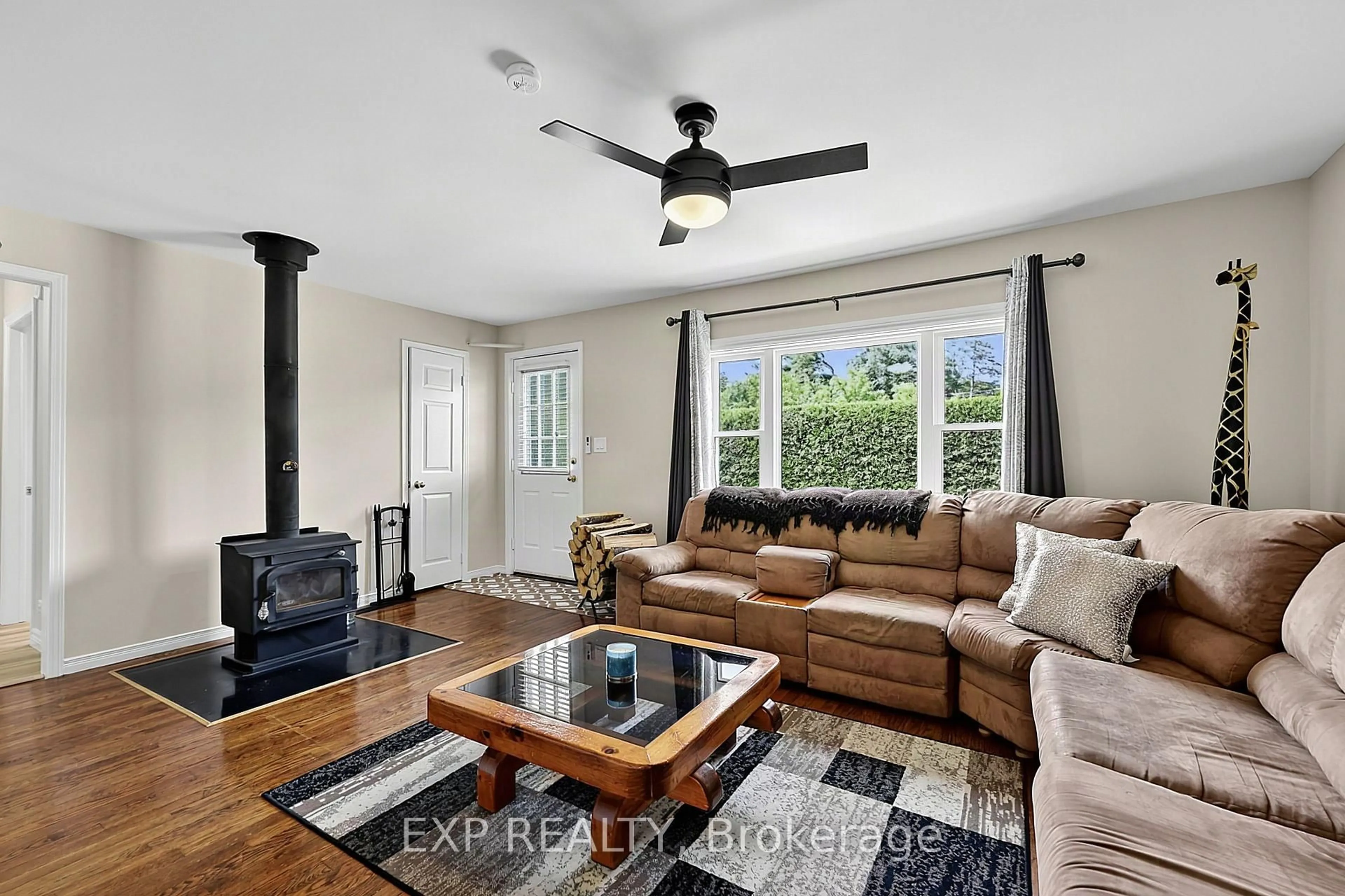 Living room with furniture, unknown for 148 Queen St, Essa Ontario L0M 1B0