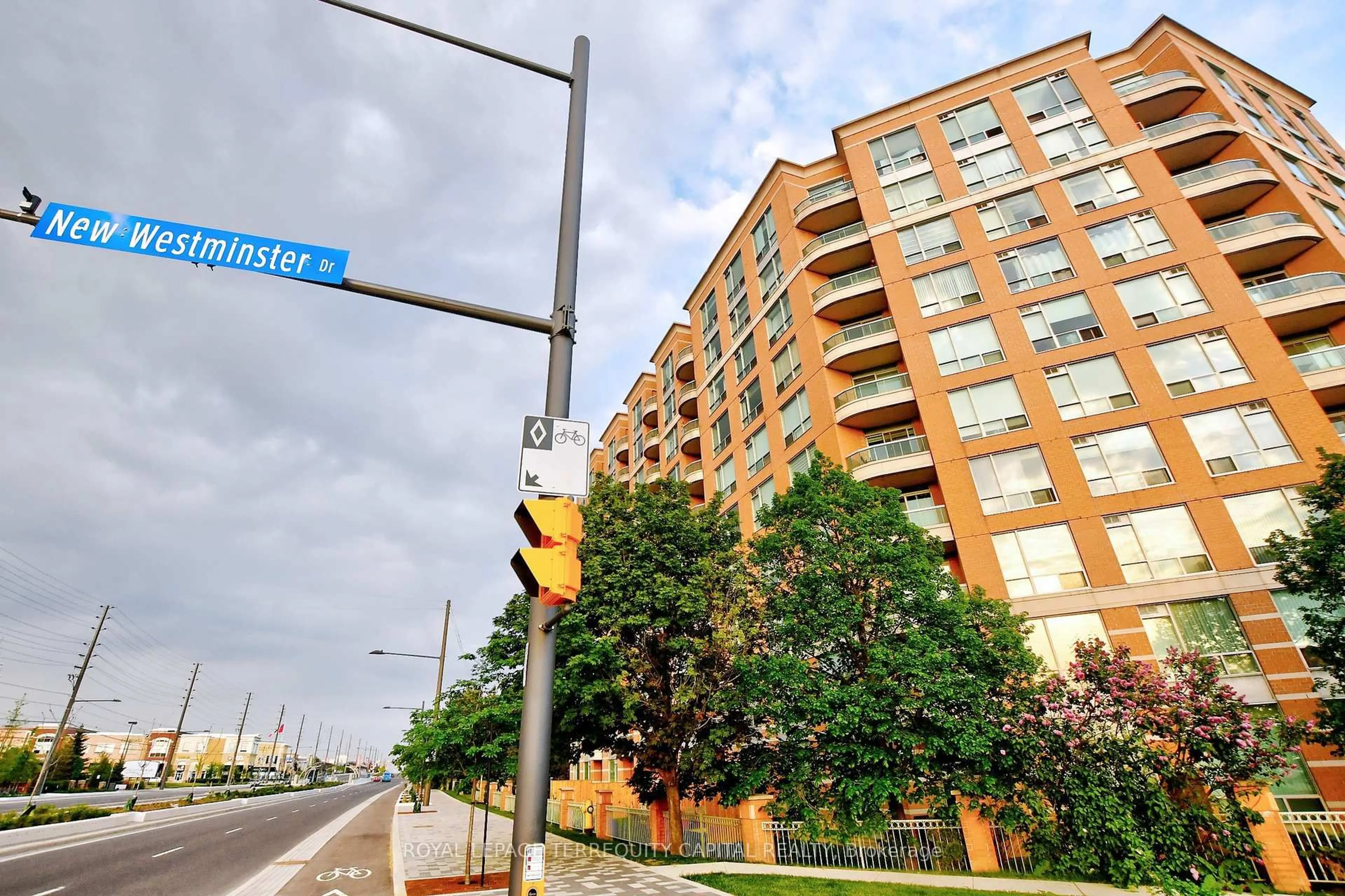Unknown for 745 New Westminster Dr #507, Vaughan Ontario L4J 7X3
