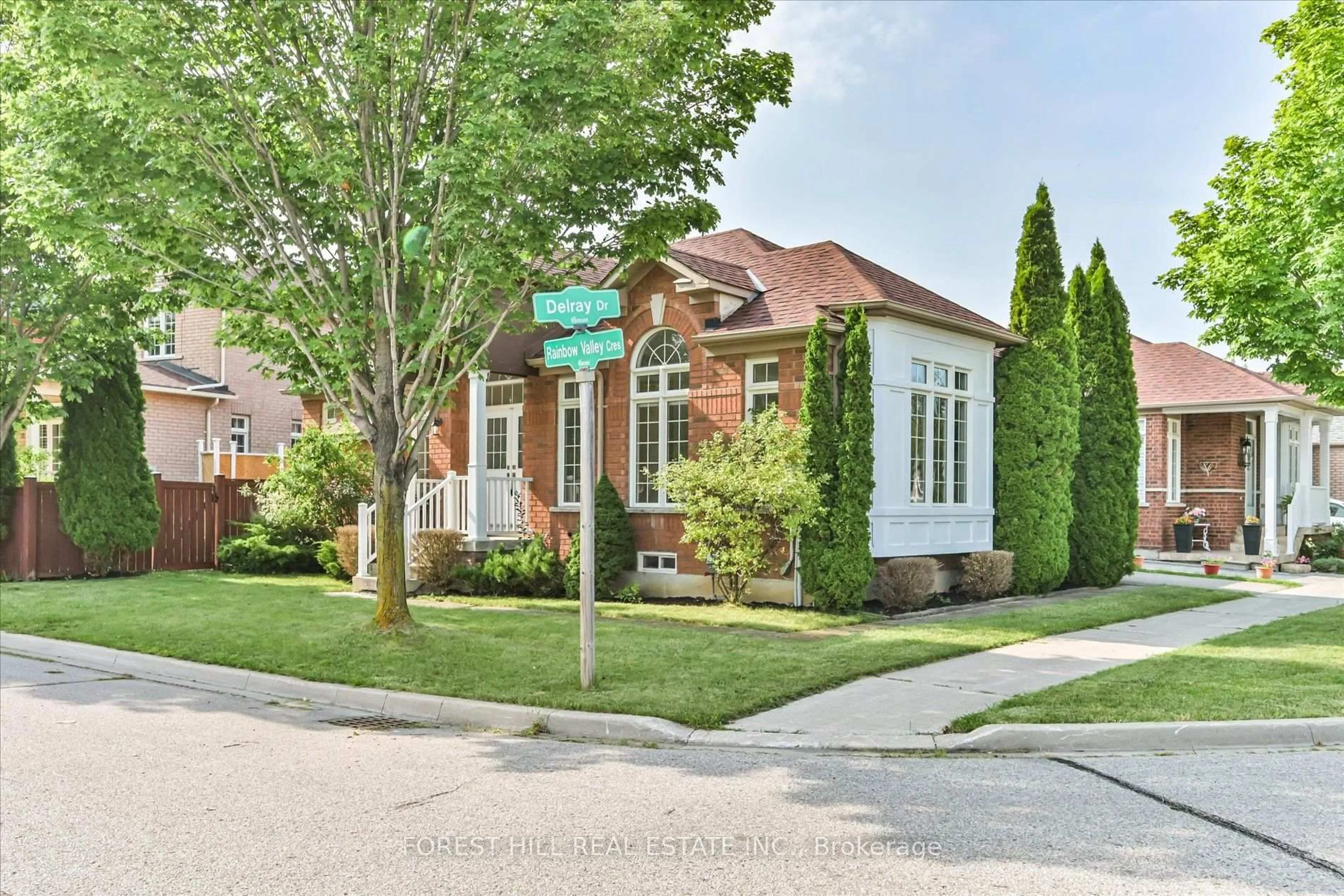 Home with brick exterior material, street for 10 Delray Dr, Markham Ontario L6E 1M2