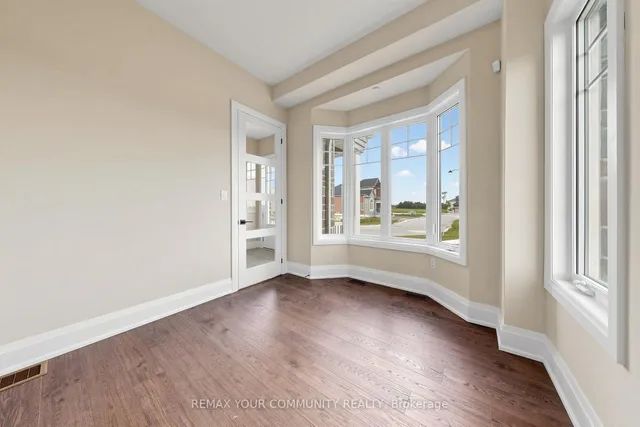 33 Lorrain Hand Cres, Georgina 3