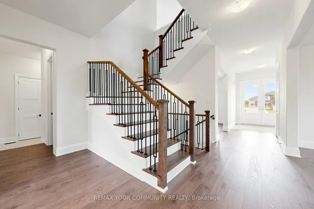 33 Lorrain Hand Cres, Georgina 4