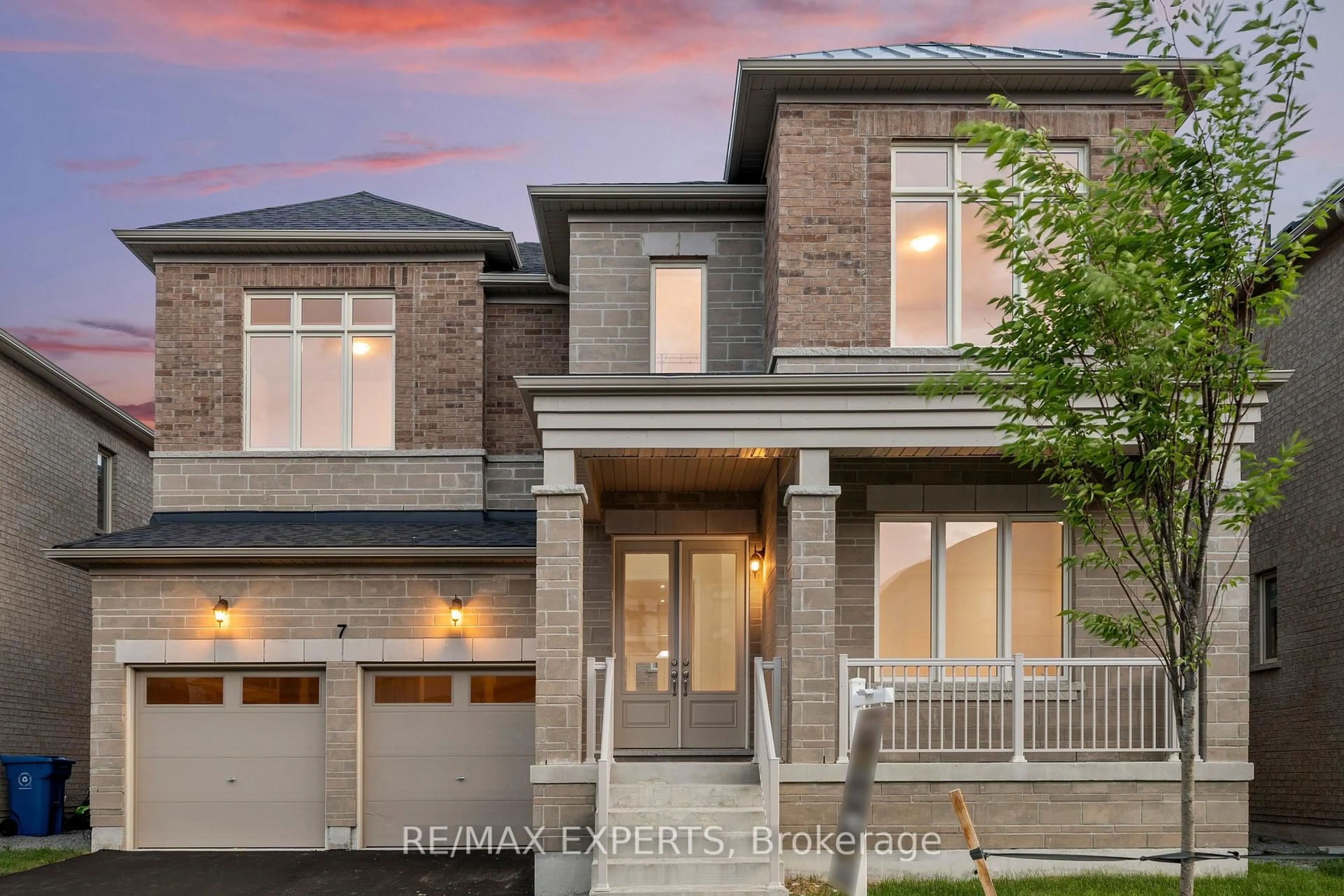 Home with brick exterior material, street for 7 Lorraine Hand Cres, Georgina Ontario L4P 0S9
