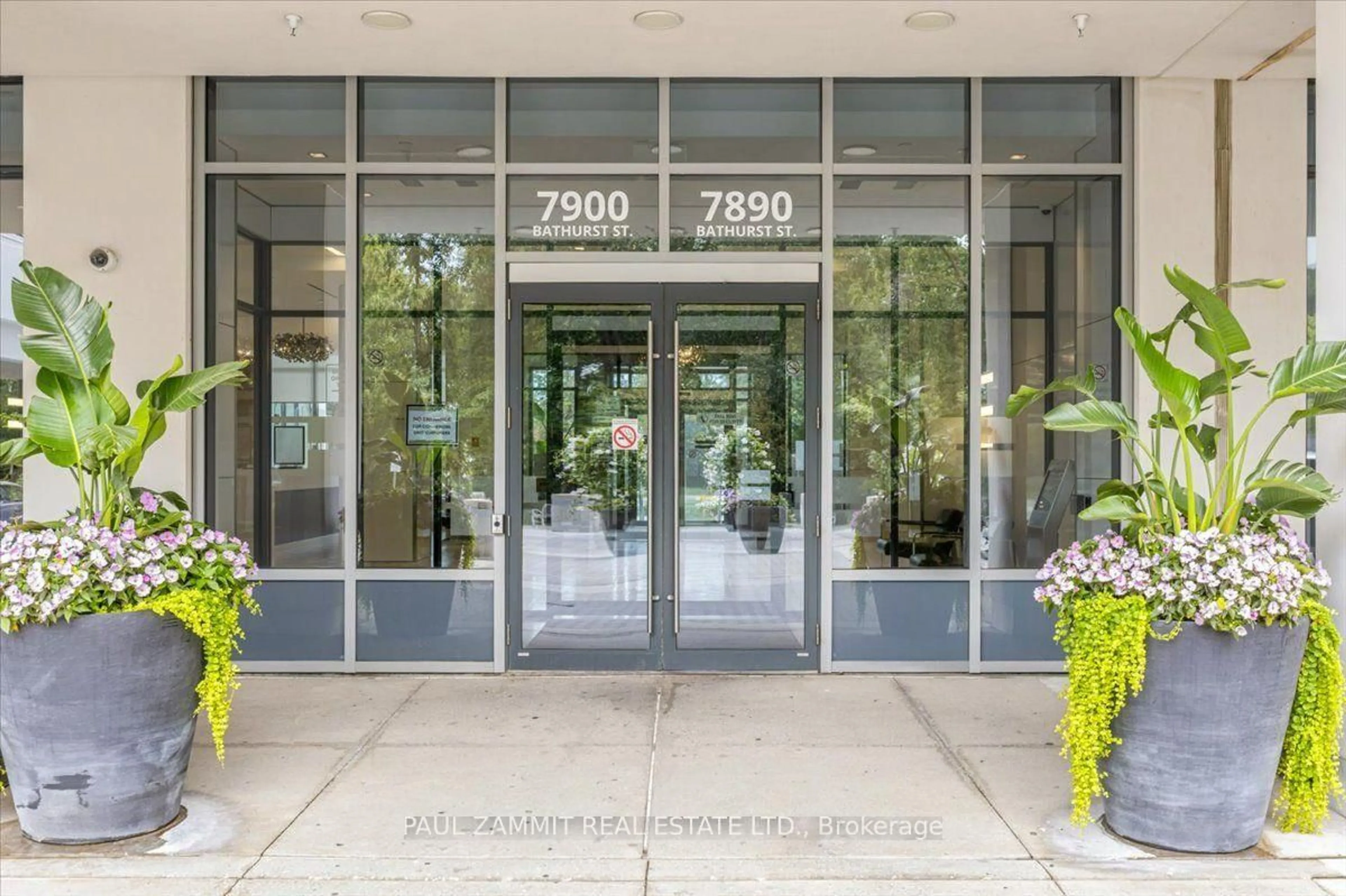 Indoor foyer for 7890 Bathurst St #203, Vaughan Ontario L4J 0J8