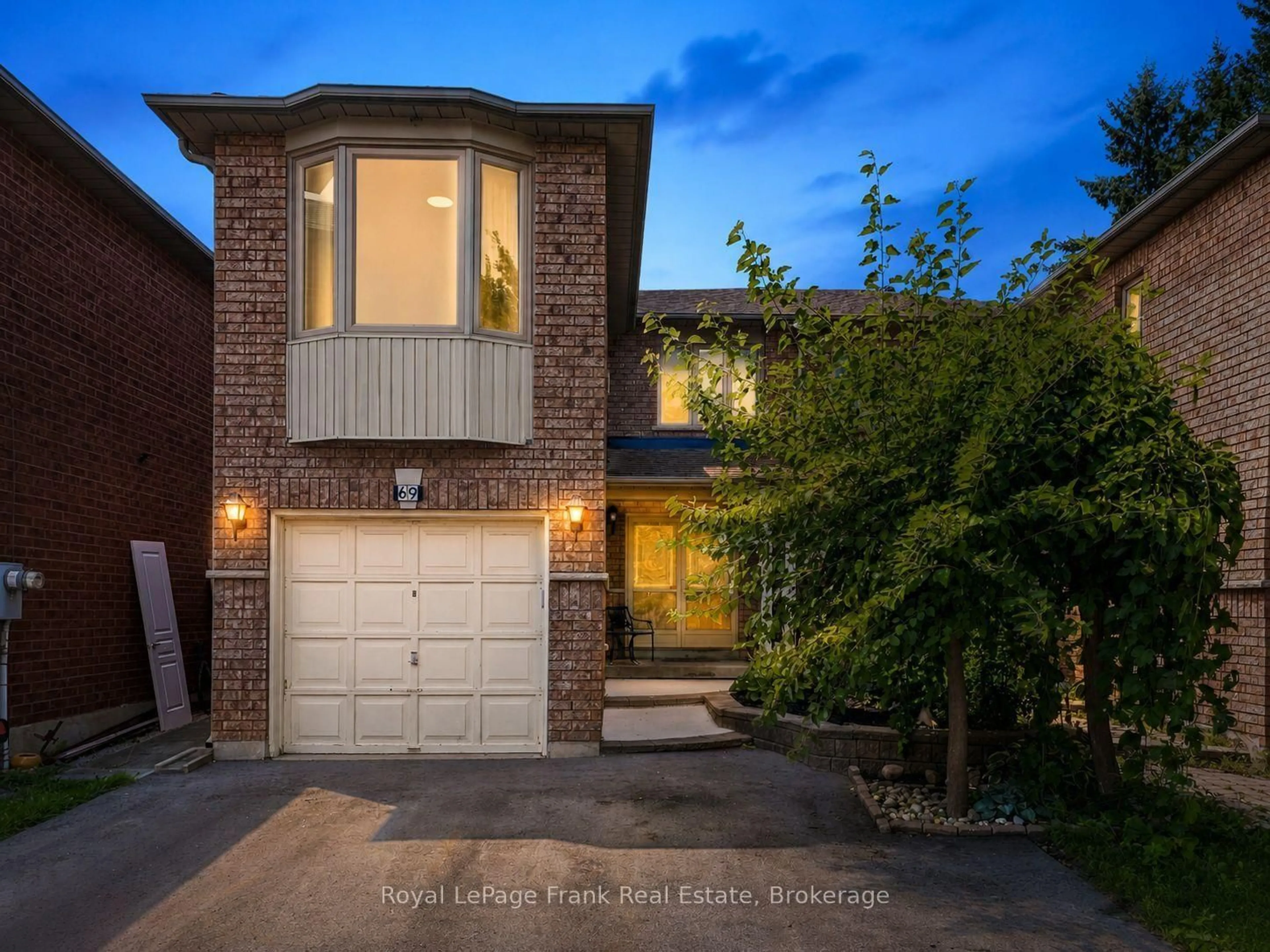 Home with brick exterior material, street for 69 Alberta Dr, Vaughan Ontario L4K 4X4