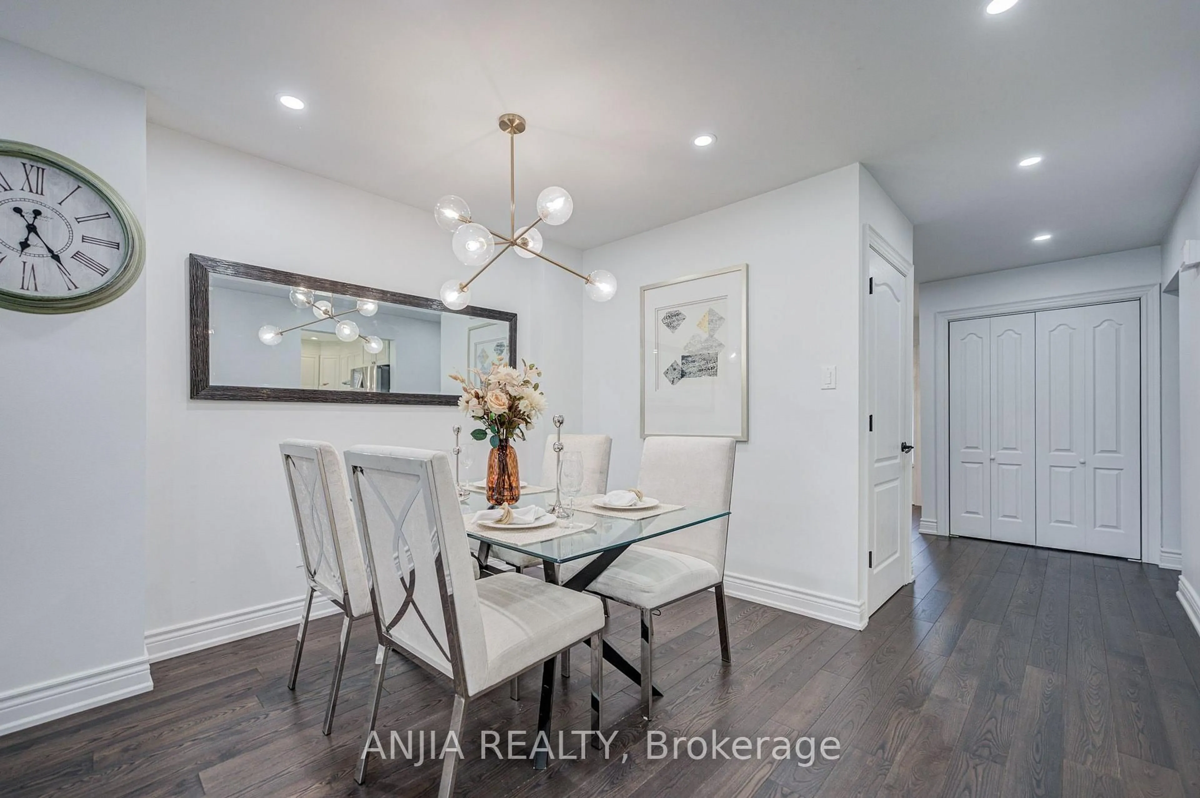Dining room, unknown for 369 Mullen Dr, Vaughan Ontario L4J 2T8