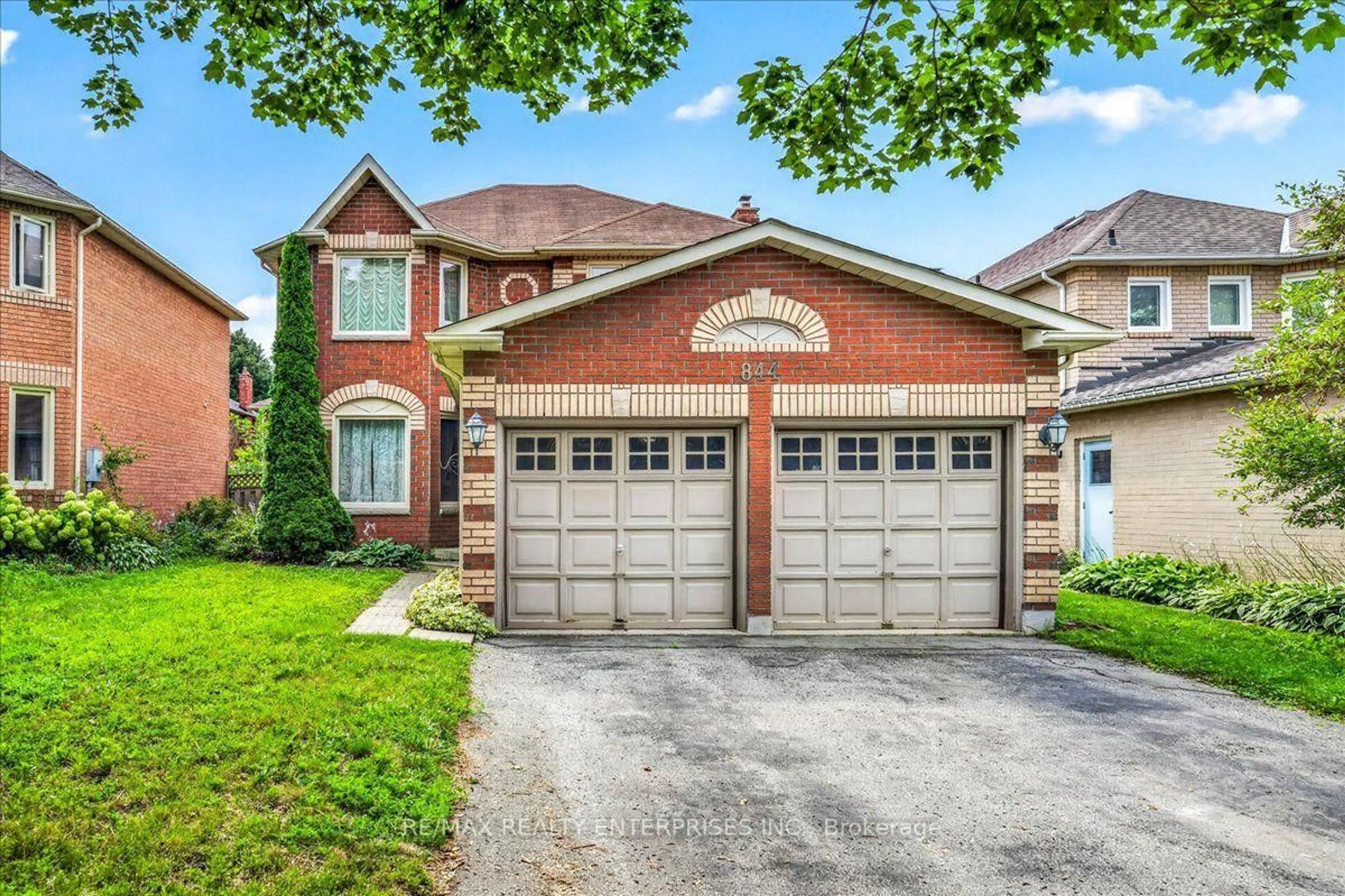 Home with brick exterior material, street for 844 Hollander Rd, Newmarket Ontario L3Y 8H4