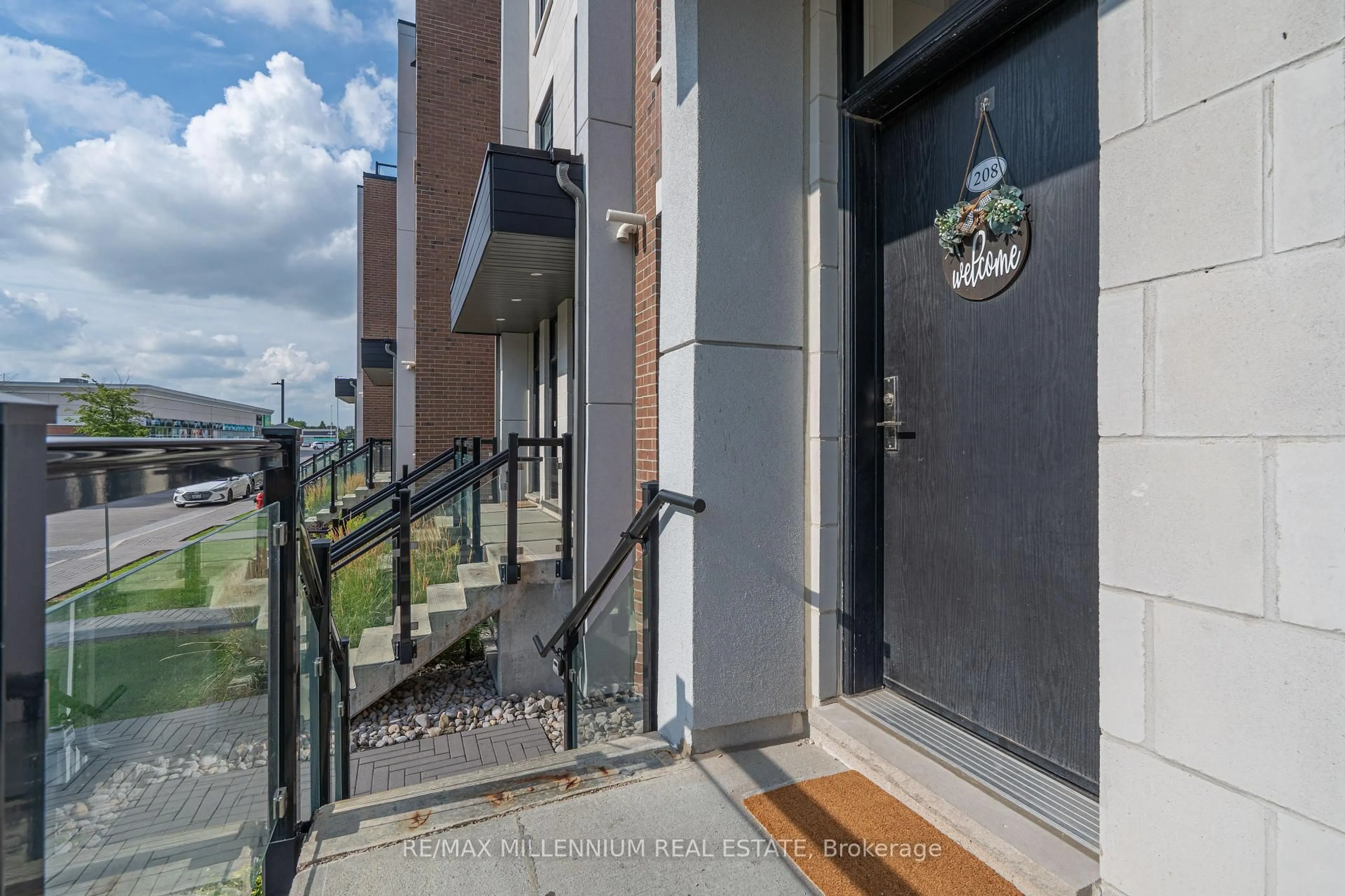 Unknown for 9560 Islington Ave #U208, Vaughan Ontario L4H 4Z5