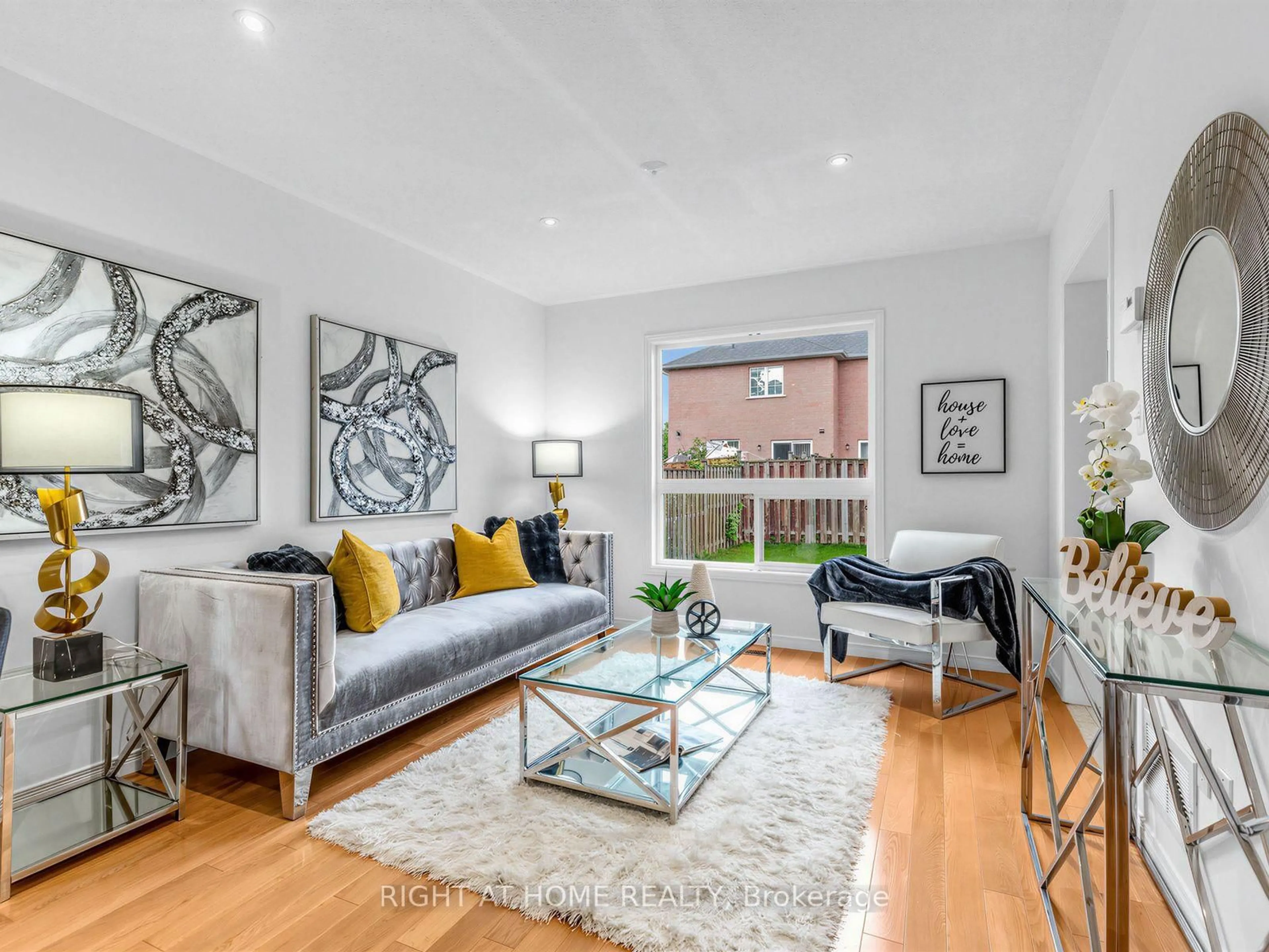 Living room with furniture, unknown for 81 Briarcrest Dr, Markham Ontario L6C 3E7