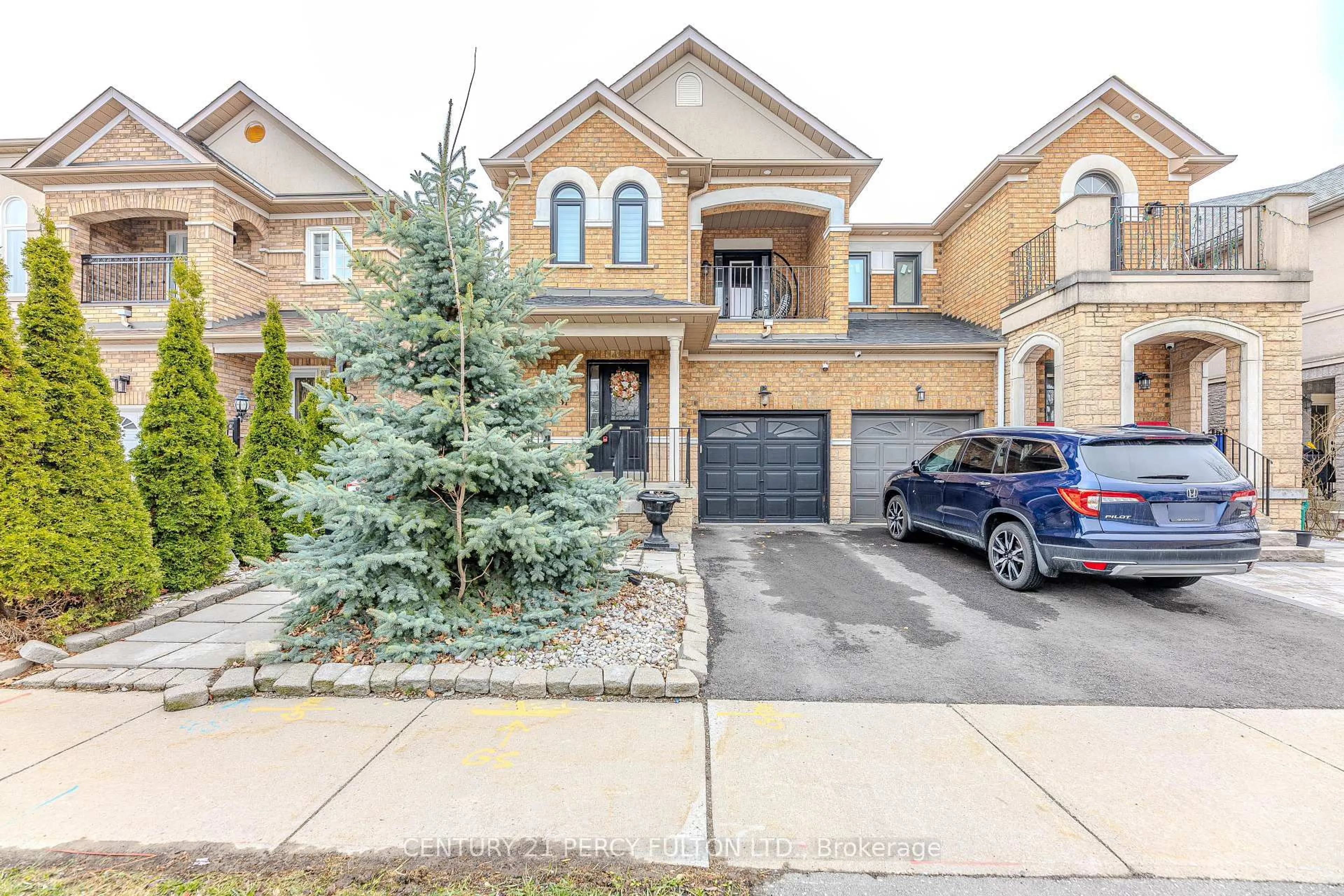 Home with brick exterior material, street for 137 Blue Willow Dr, Vaughan Ontario L4L 9E9
