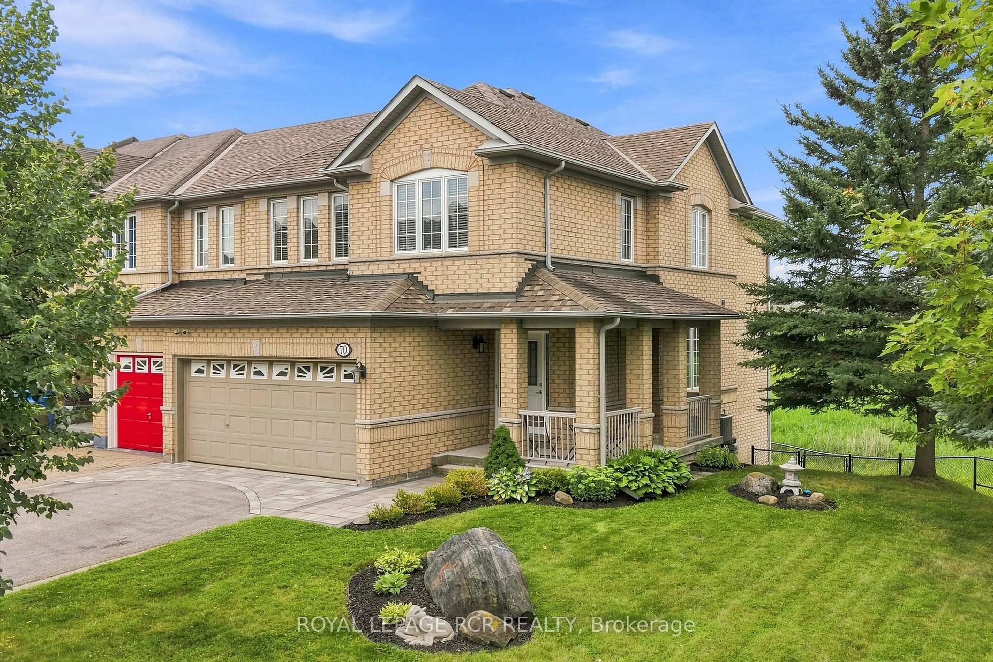Home with brick exterior material, street for 70 Millcliff Circ, Aurora Ontario L4G 7N9