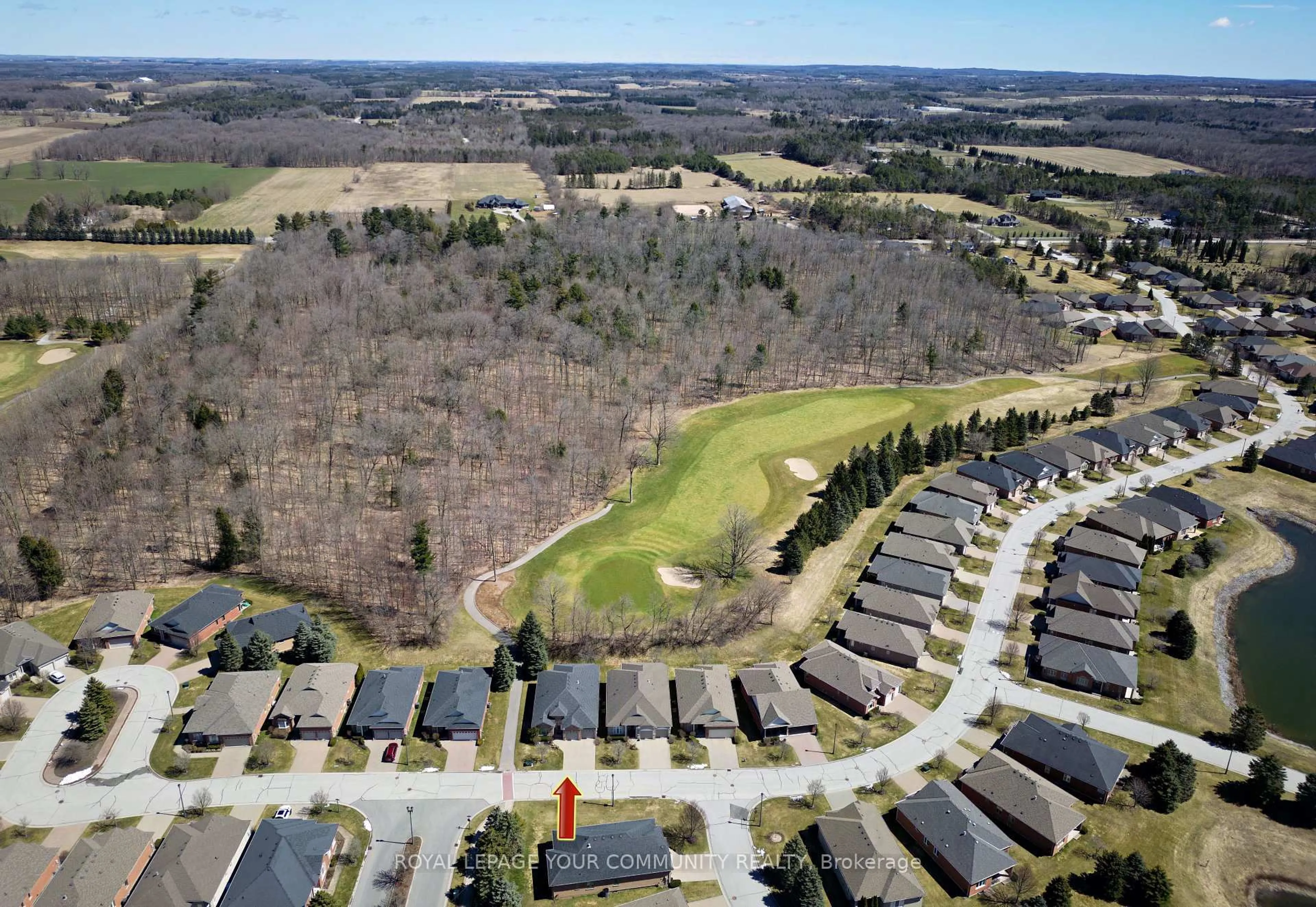 A pic from outside/outdoor area/front of a property/back of a property/a pic from drone, unknown for 158 Legendary Tr, Whitchurch-Stouffville Ontario L4A 1N6