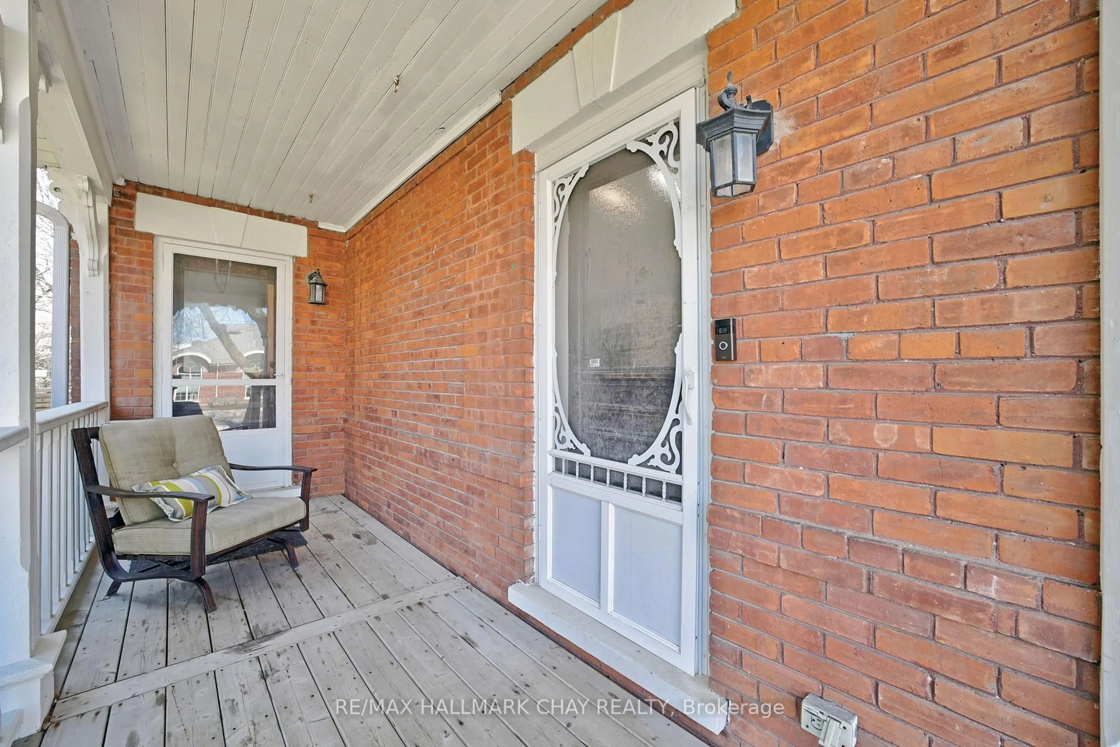 Unknown for 37 Main St, New Tecumseth Ontario L0G 1A0