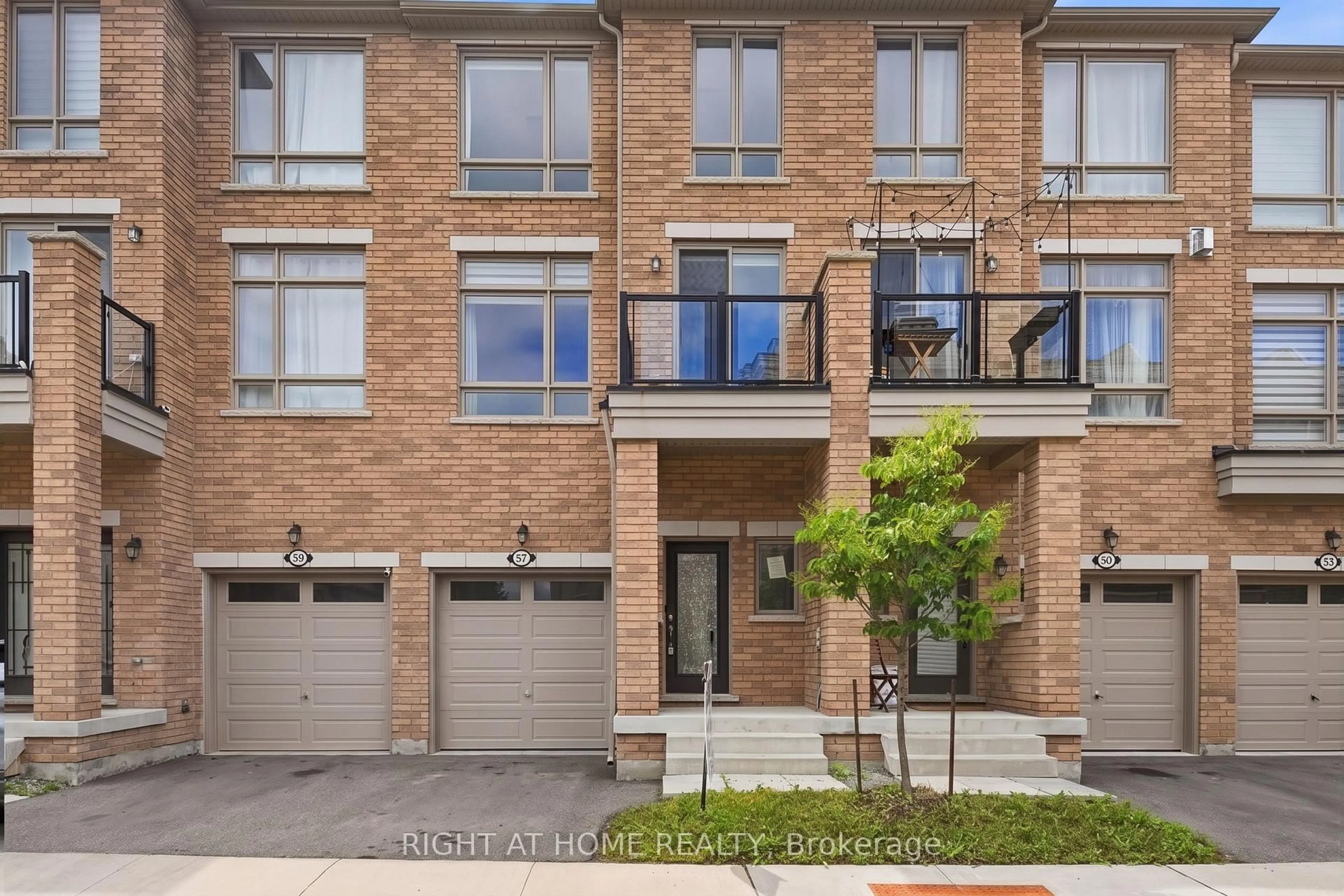 Home with brick exterior material, street for 57 Drover Circ, Whitchurch-Stouffville Ontario L4A 7G4