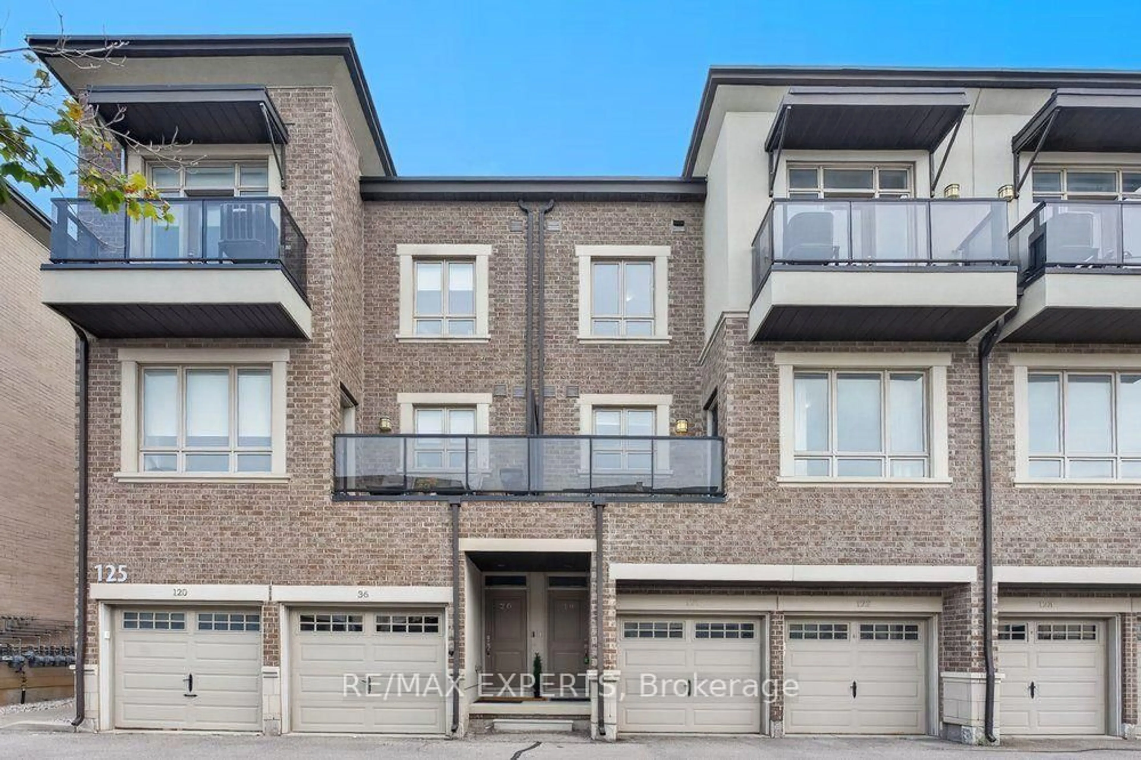 Home with brick exterior material, street for 125 Kayla Cres #19, Vaughan Ontario L6A 3P4