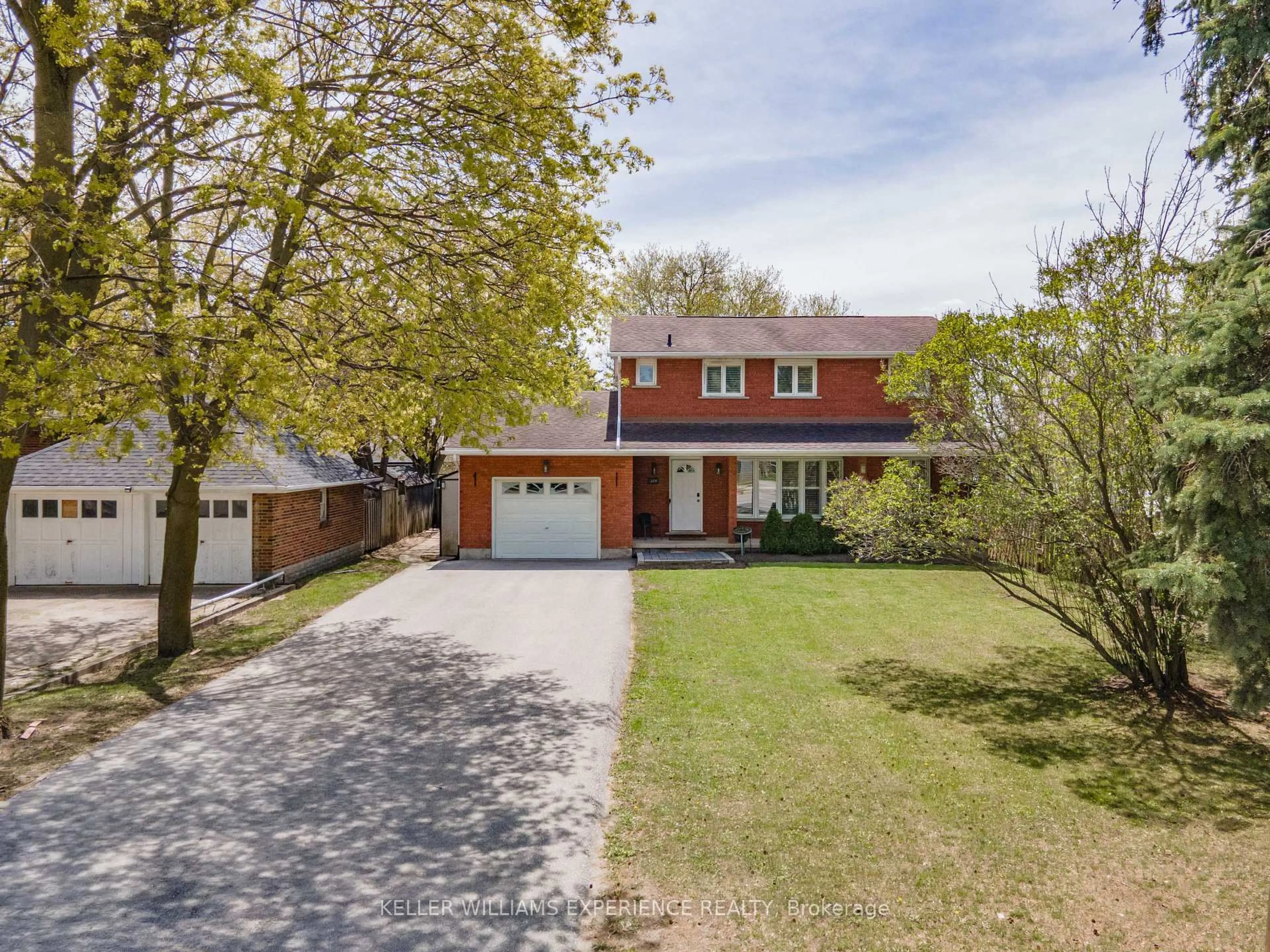 Home with brick exterior material, street for 281 Victoria St, New Tecumseth Ontario L9R 1K4