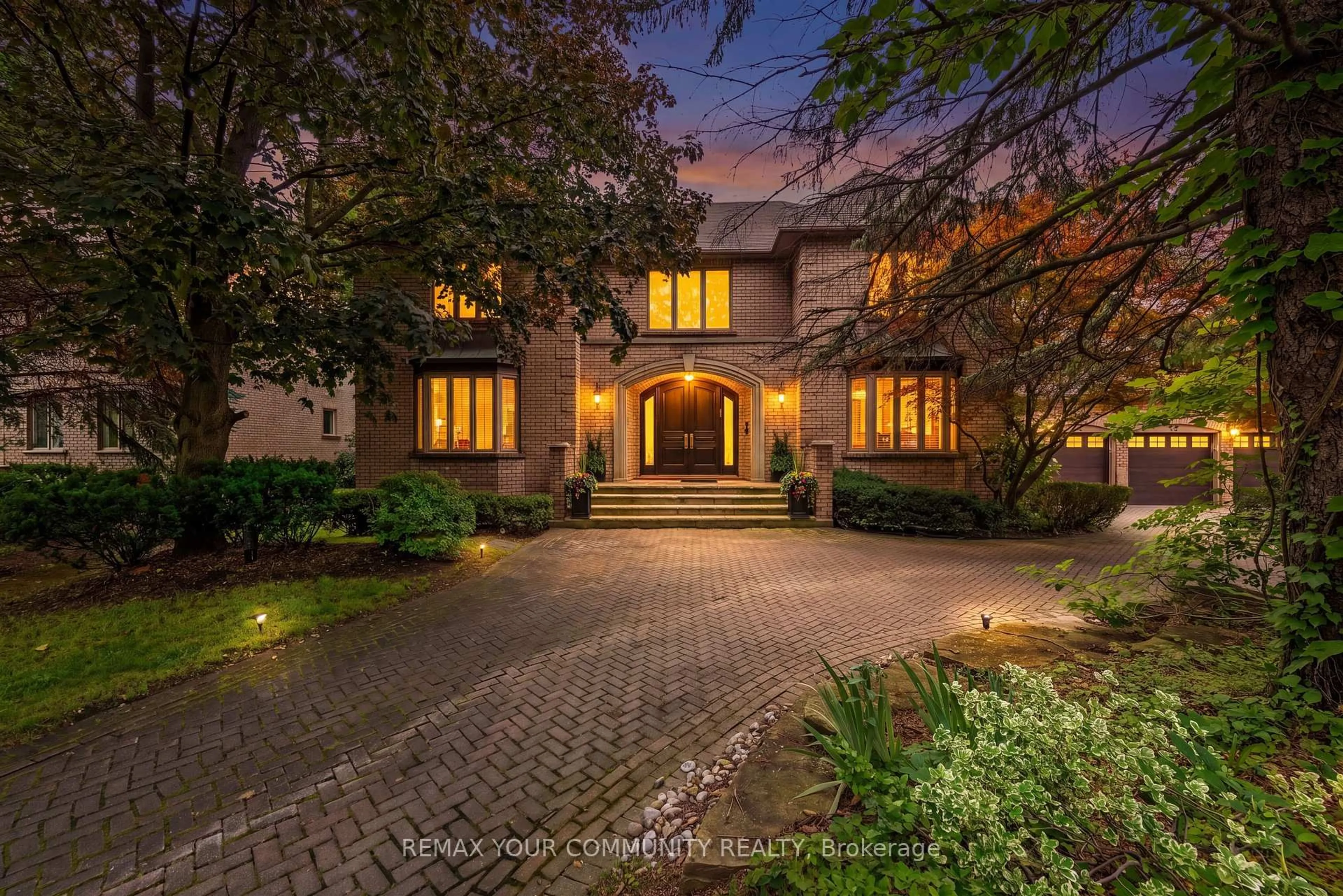 Home with brick exterior material, street for 75 Arnold Ave, Vaughan Ontario L4J 1B4