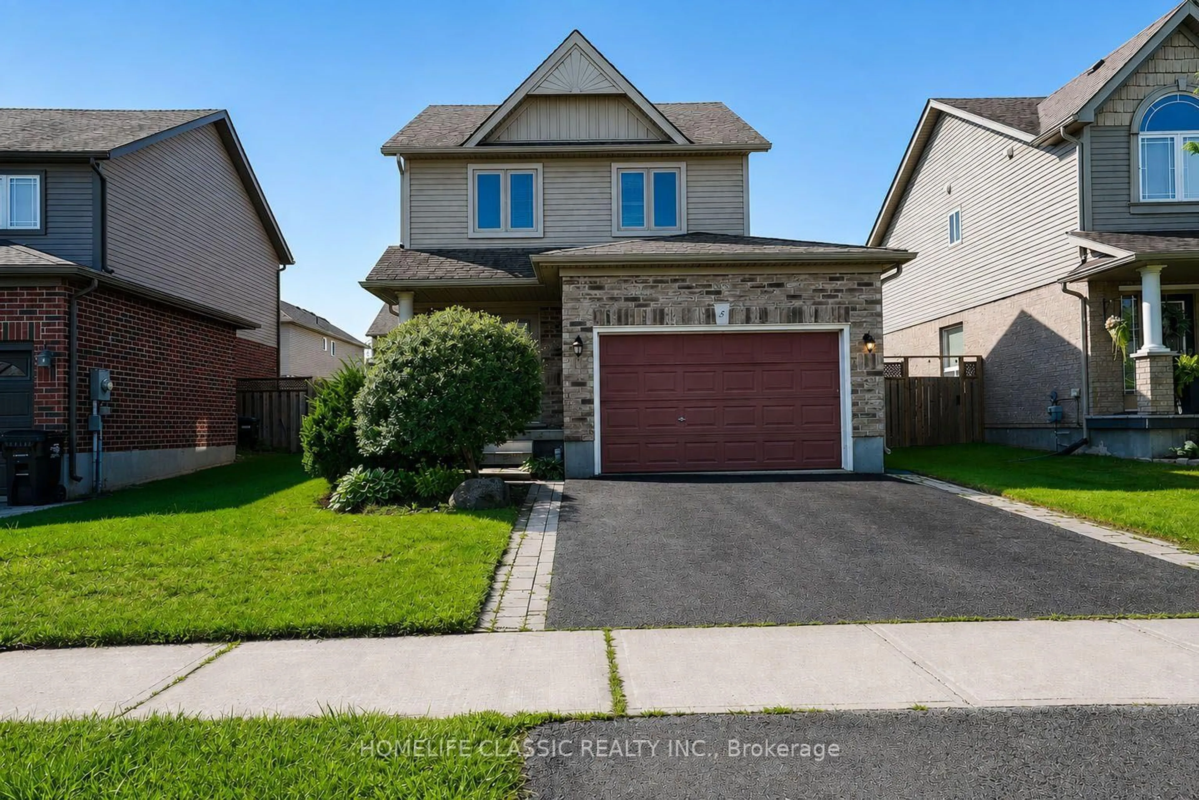 Home with brick exterior material, street for 5 IRWIN Cres, New Tecumseth Ontario L9R 0G6