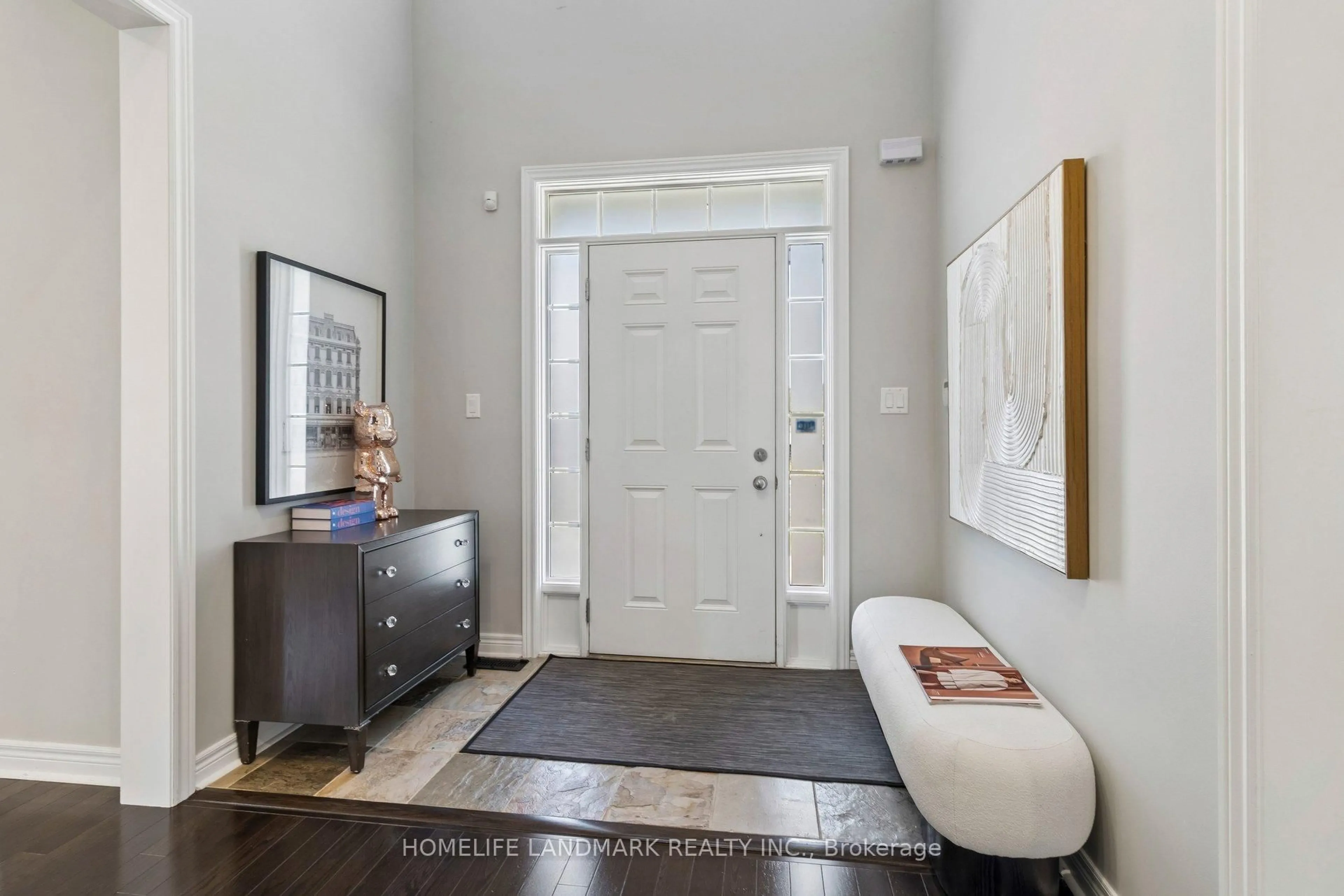Indoor entryway for 45 Russell Dawson Rd, Markham Ontario L6C 0H1
