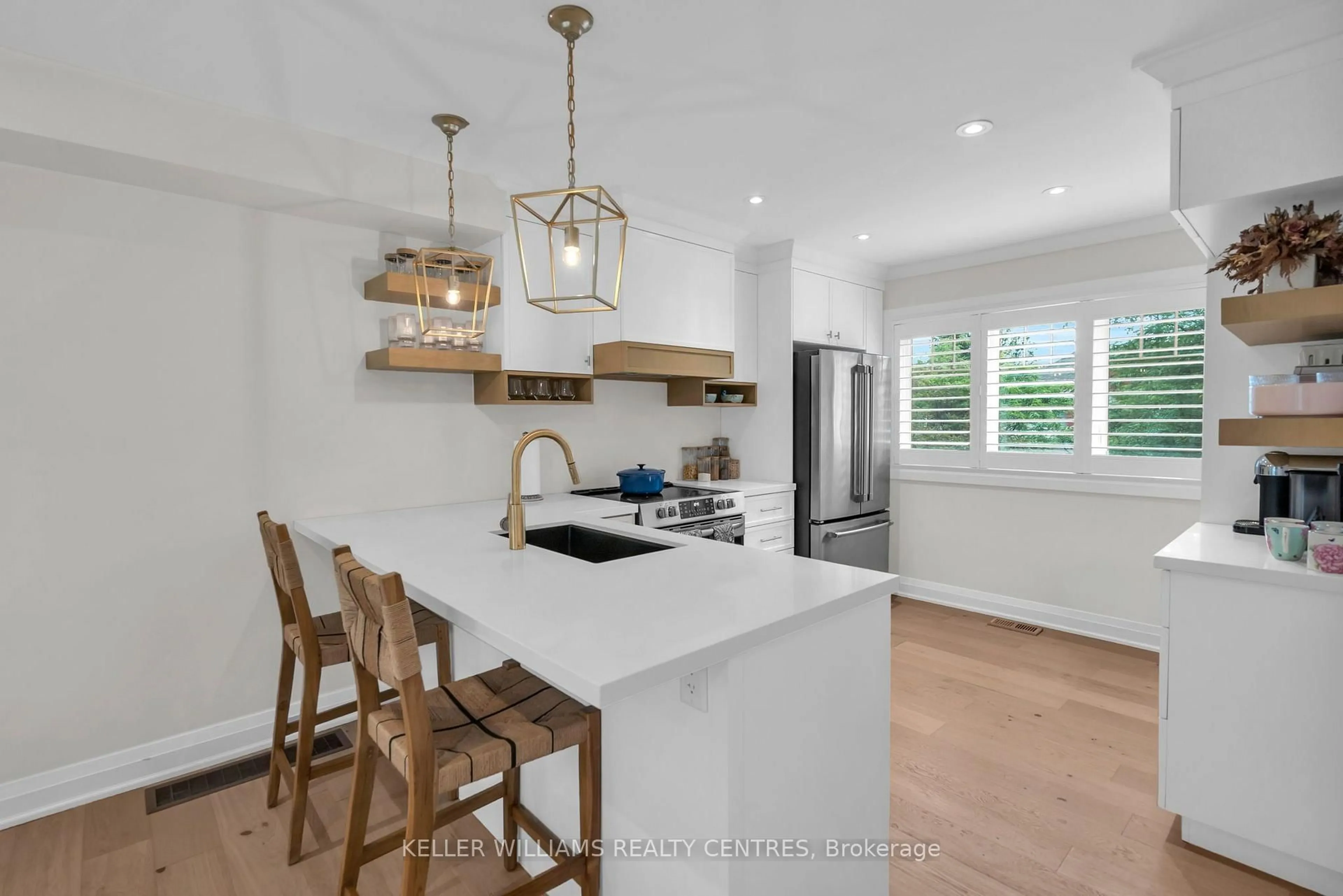 Open concept kitchen, unknown for 37 Bowler St, Aurora Ontario L4G 7H7