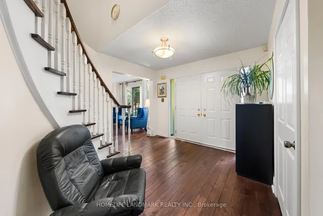 148 Burton Grve, King 4