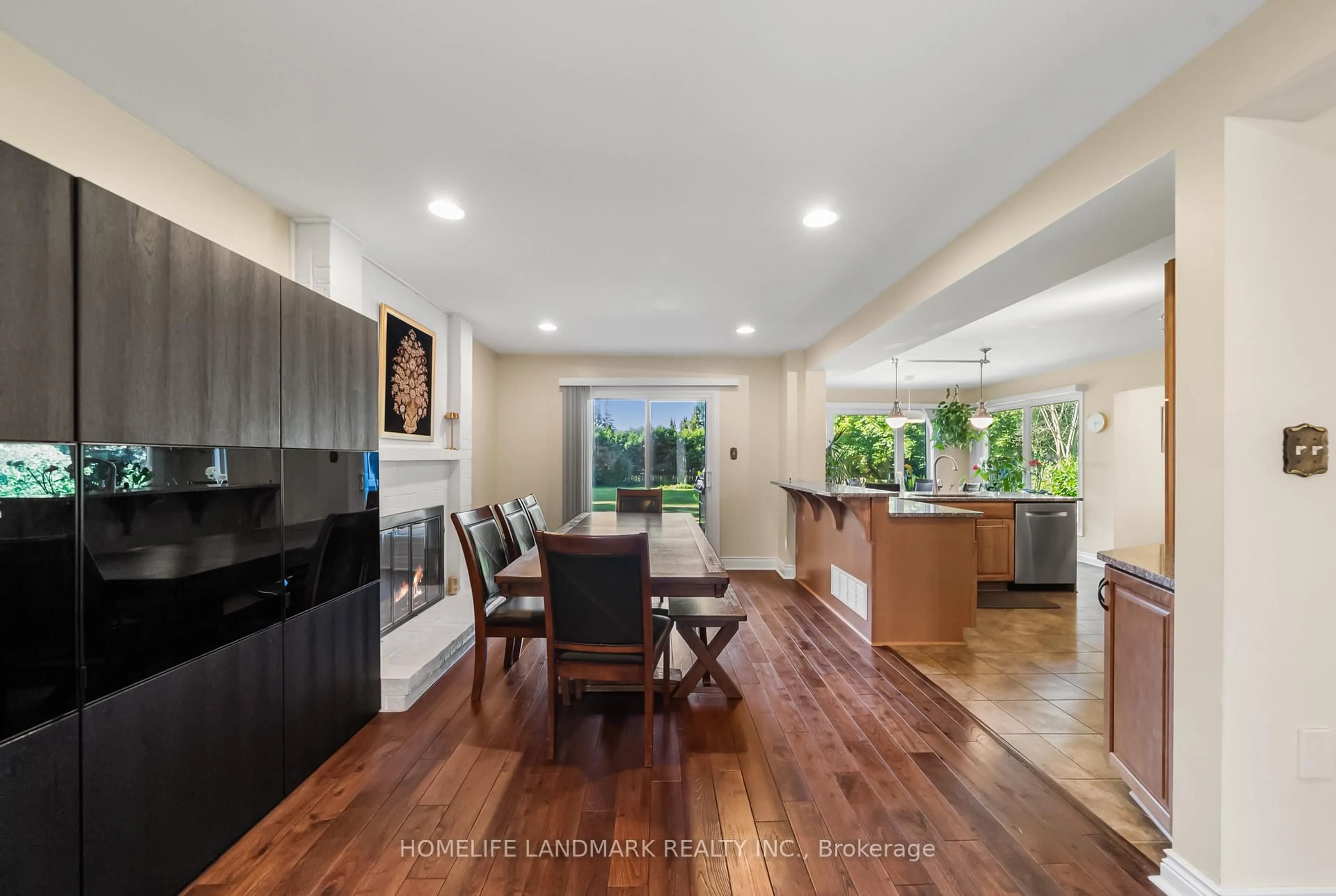 Open concept kitchen, unknown for 148 Burton Grve, King Ontario L7B 1C7