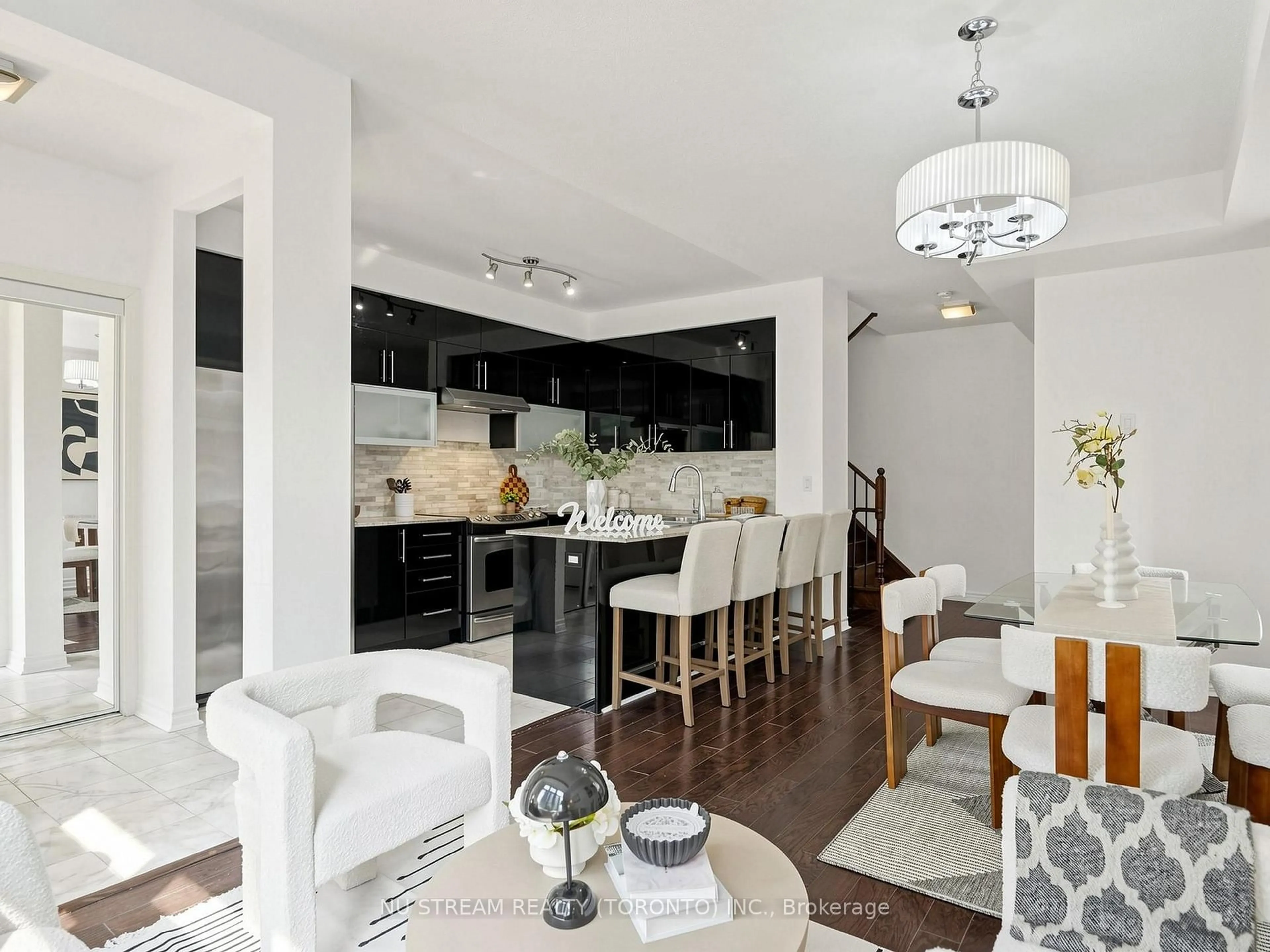 Open concept kitchen, ceramic/tile floor for 7 Brighton Pl #5, Vaughan Ontario L4J 0H1