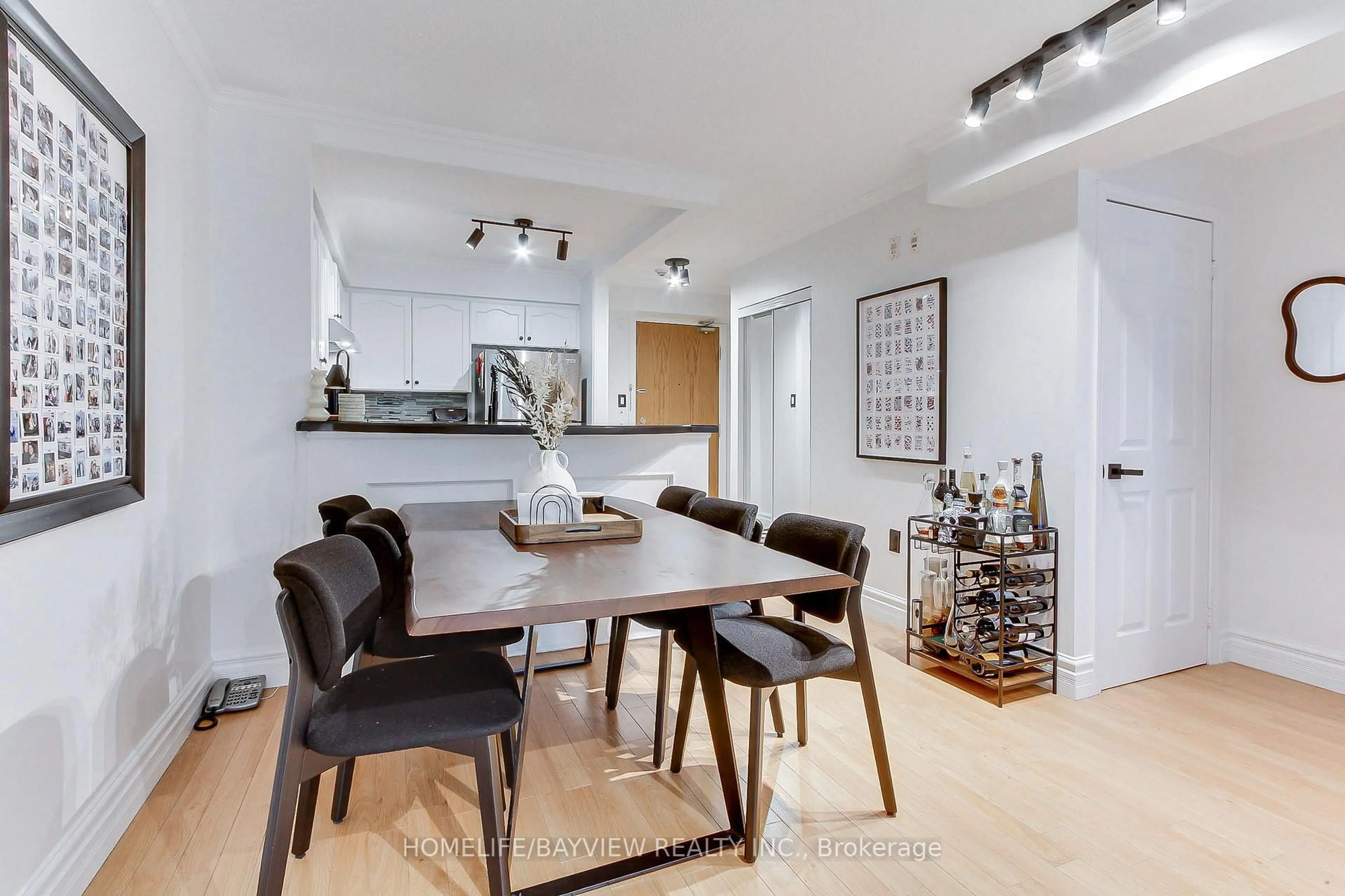 Unknown for 245 Pine Grove Rd #110, Vaughan Ontario L4L 2H7