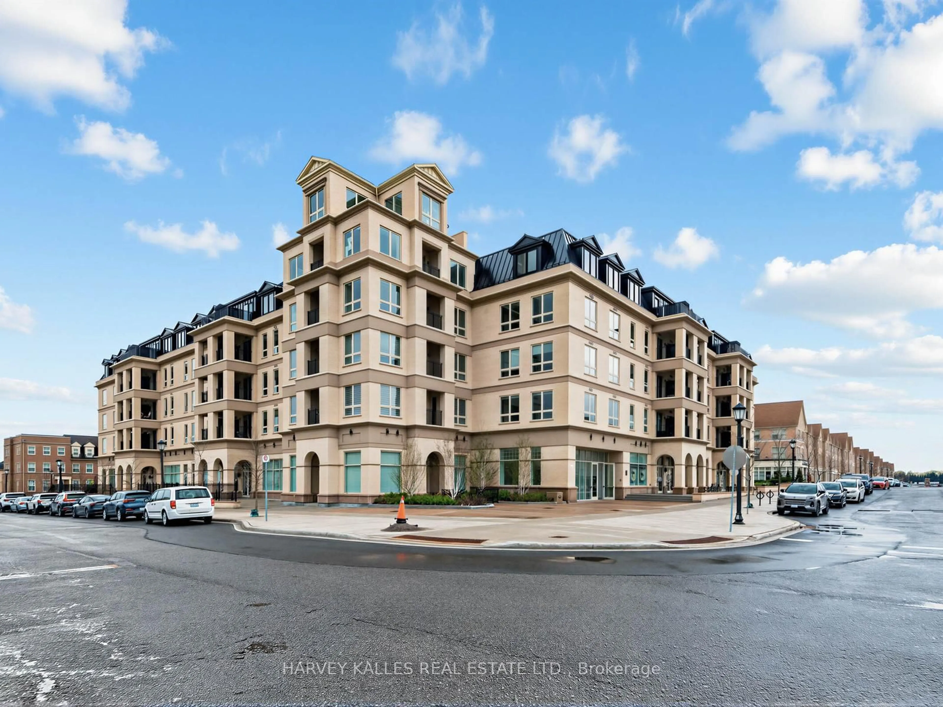 A pic from outside/outdoor area/front of a property/back of a property/a pic from drone, building for 101 Cathedral High St #329, Markham Ontario L6C 3L8
