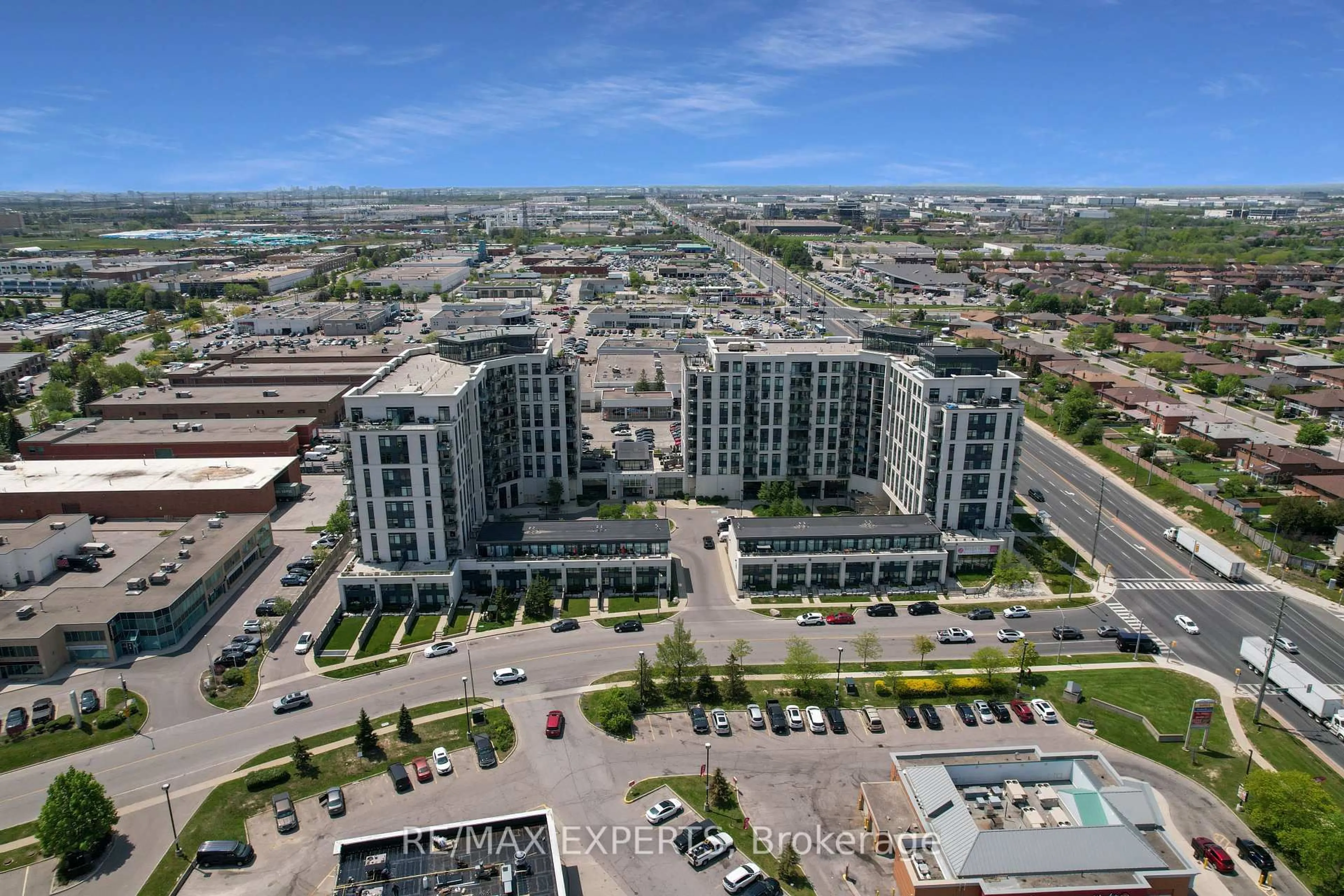 A pic from outside/outdoor area/front of a property/back of a property/a pic from drone, city buildings view from balcony for 24 Woodstream Blvd #208, Vaughan Ontario L4L 8C4