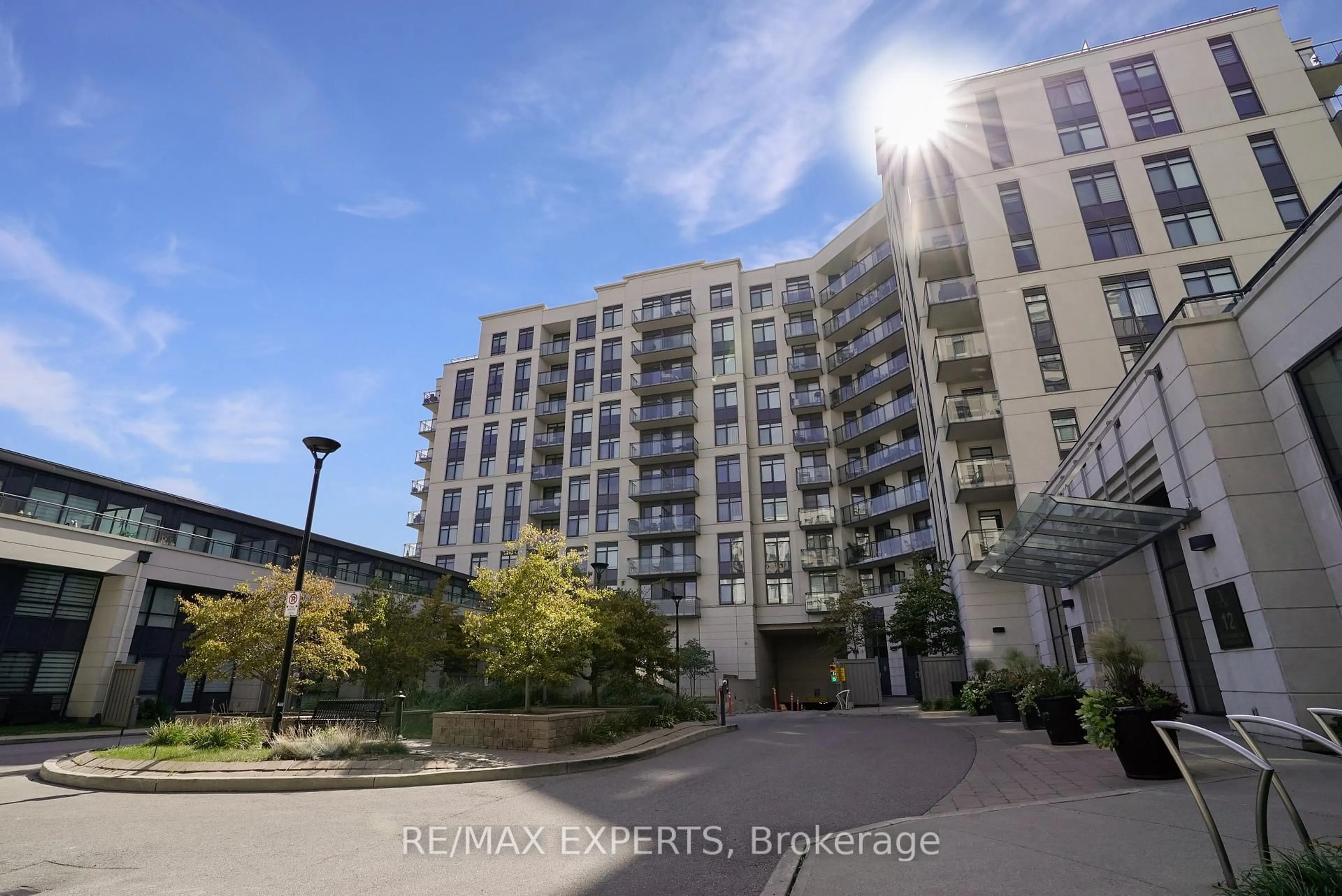 A pic from outside/outdoor area/front of a property/back of a property/a pic from drone, city buildings view from balcony for 24 Woodstream Blvd #208, Vaughan Ontario L4L 8C4