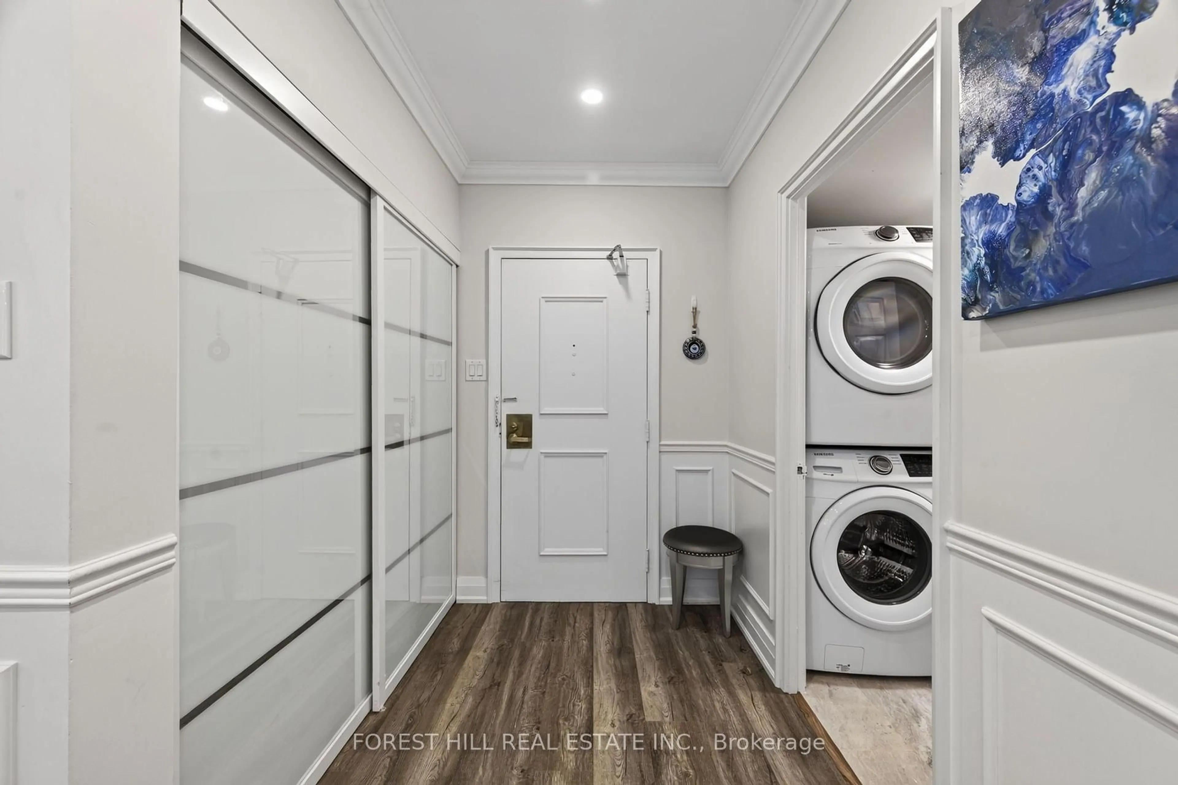 Laundry room for 333 Clark Ave #301, Vaughan Ontario L4J 7K4