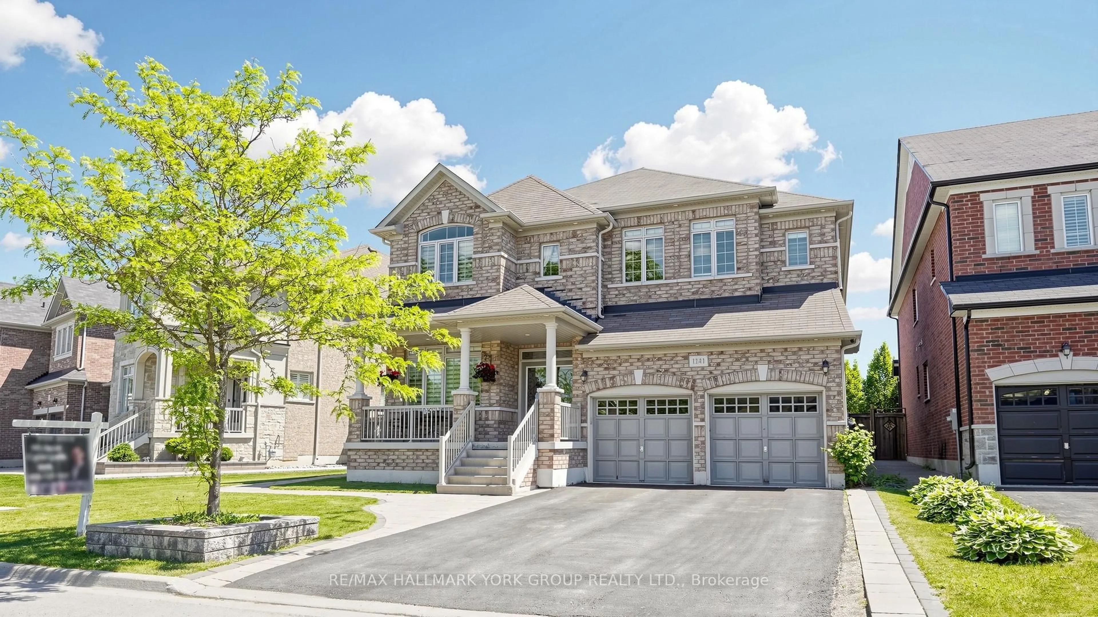 Home with brick exterior material, street for 1141 Quick St, Newmarket Ontario L3X 0A6