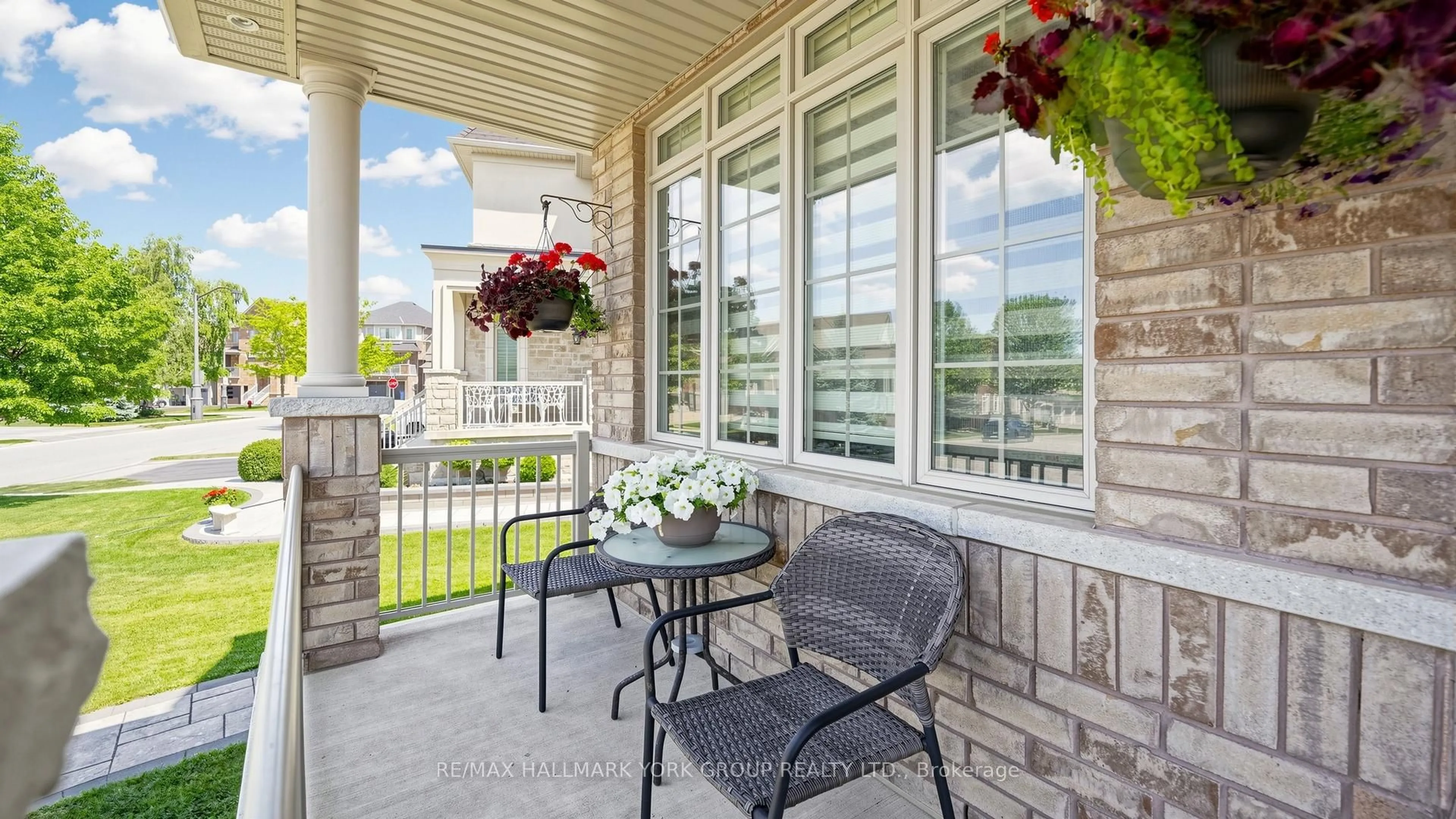 Patio, water/lake/river/ocean view for 1141 Quick St, Newmarket Ontario L3X 0A6