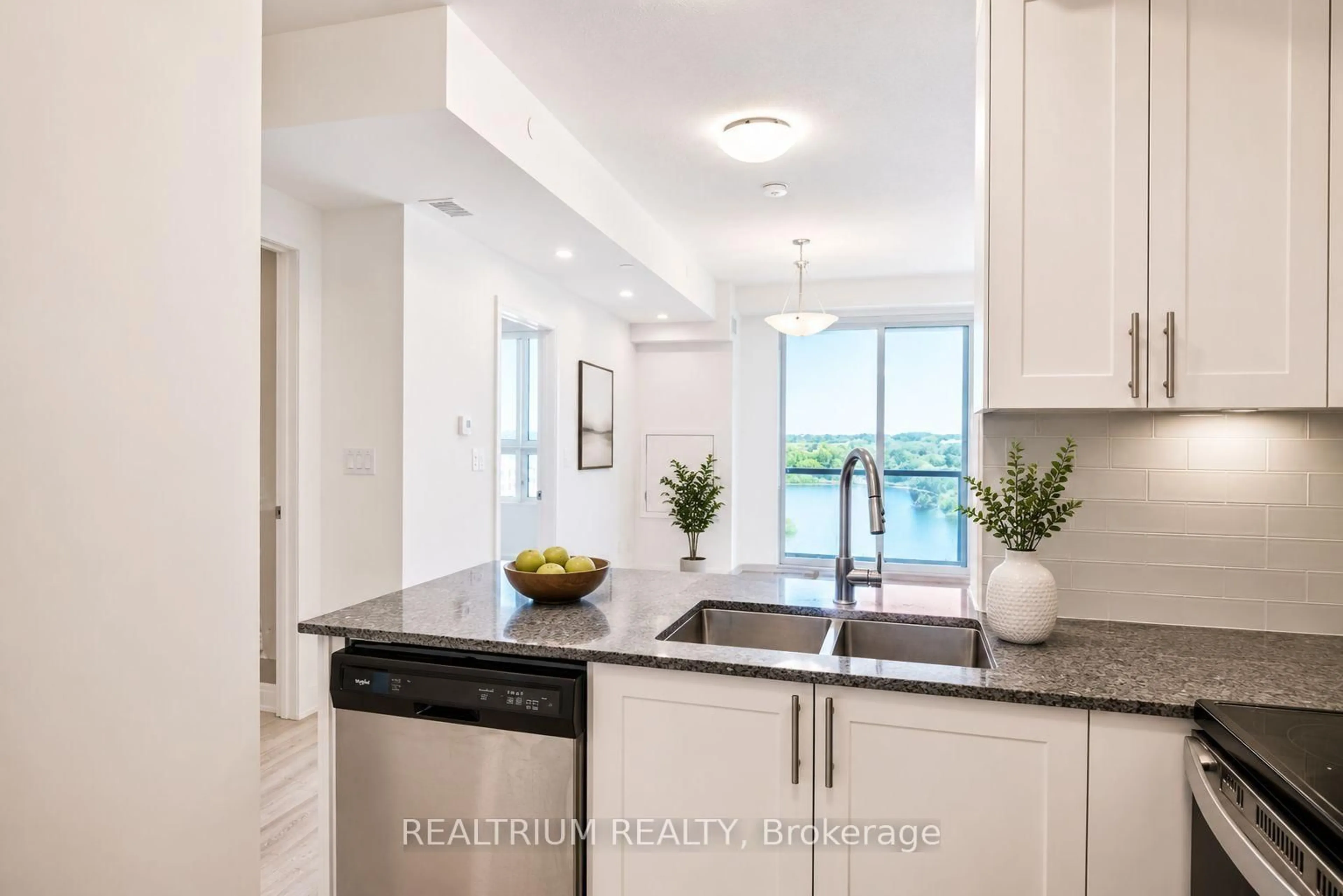 Open concept kitchen, ceramic/tile floor for 9700 Ninth Line #602, Markham Ontario L6B 1A8