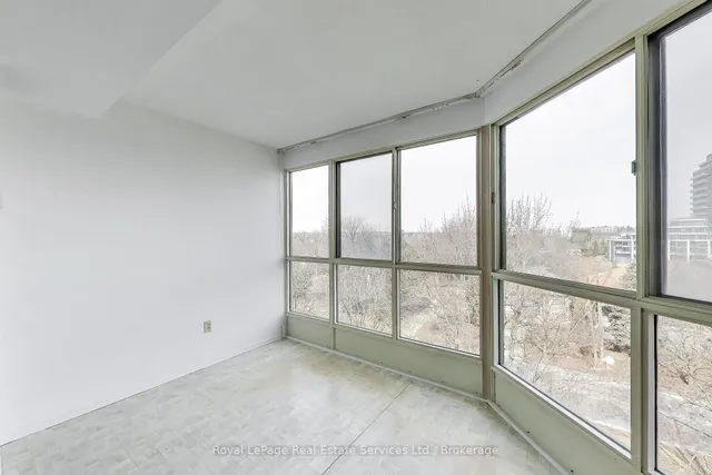 5 Weldrick Rd #611, Richmond Hill 5